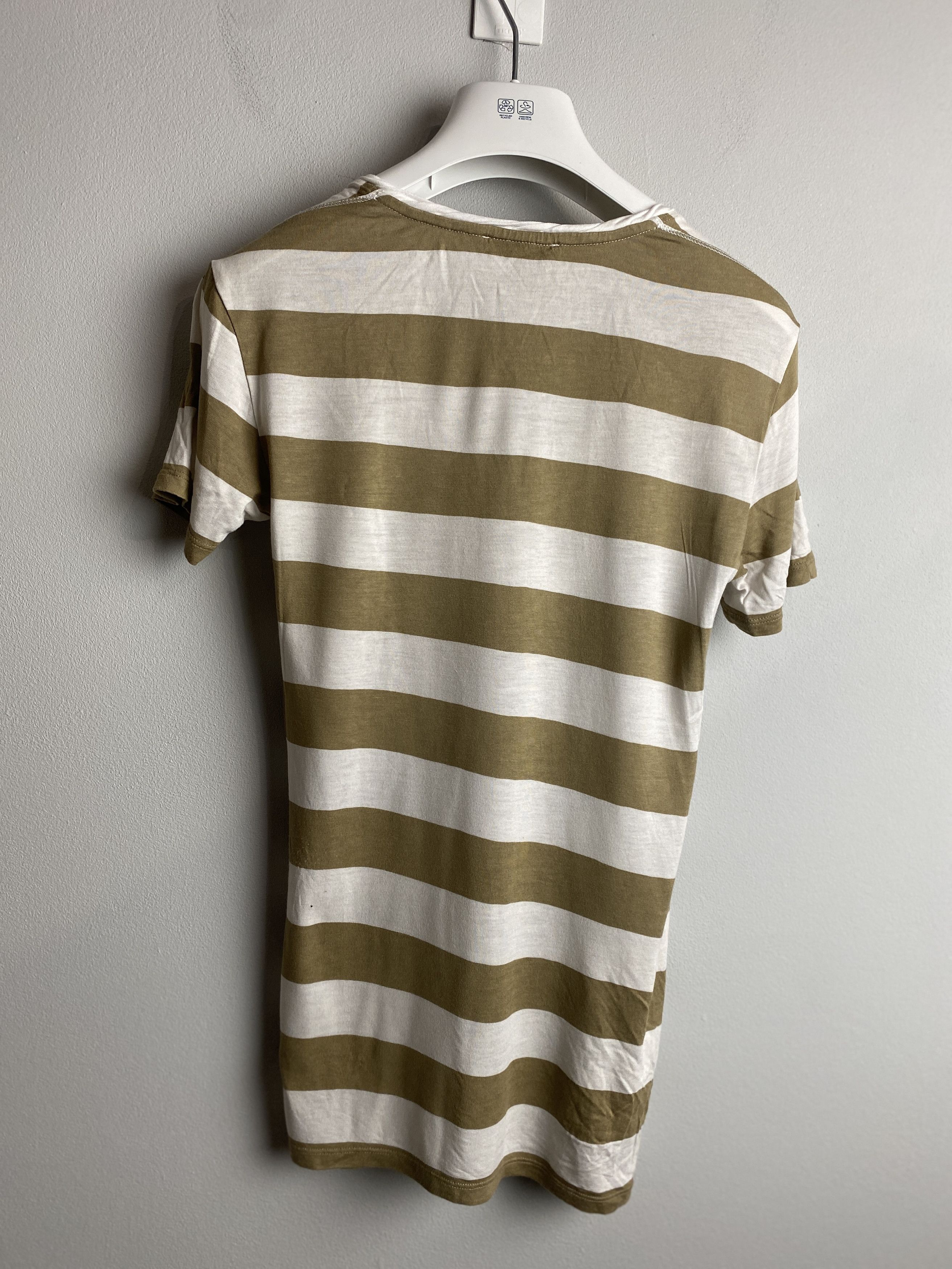Burberry Burberry striped small logo t-shirt tee Size S / US 4 / IT 40 - 6 Thumbnail