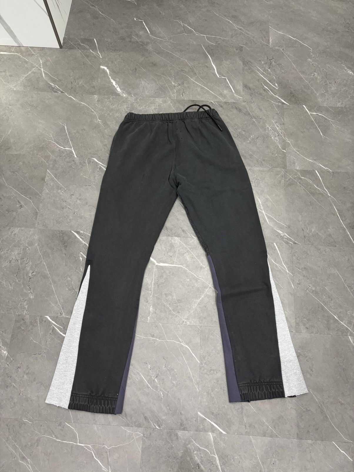 Gallery Dept. Gallery Dept. French Logo Flare Sweatpants Black Size US 30 / EU 46 - 2 Thumbnail