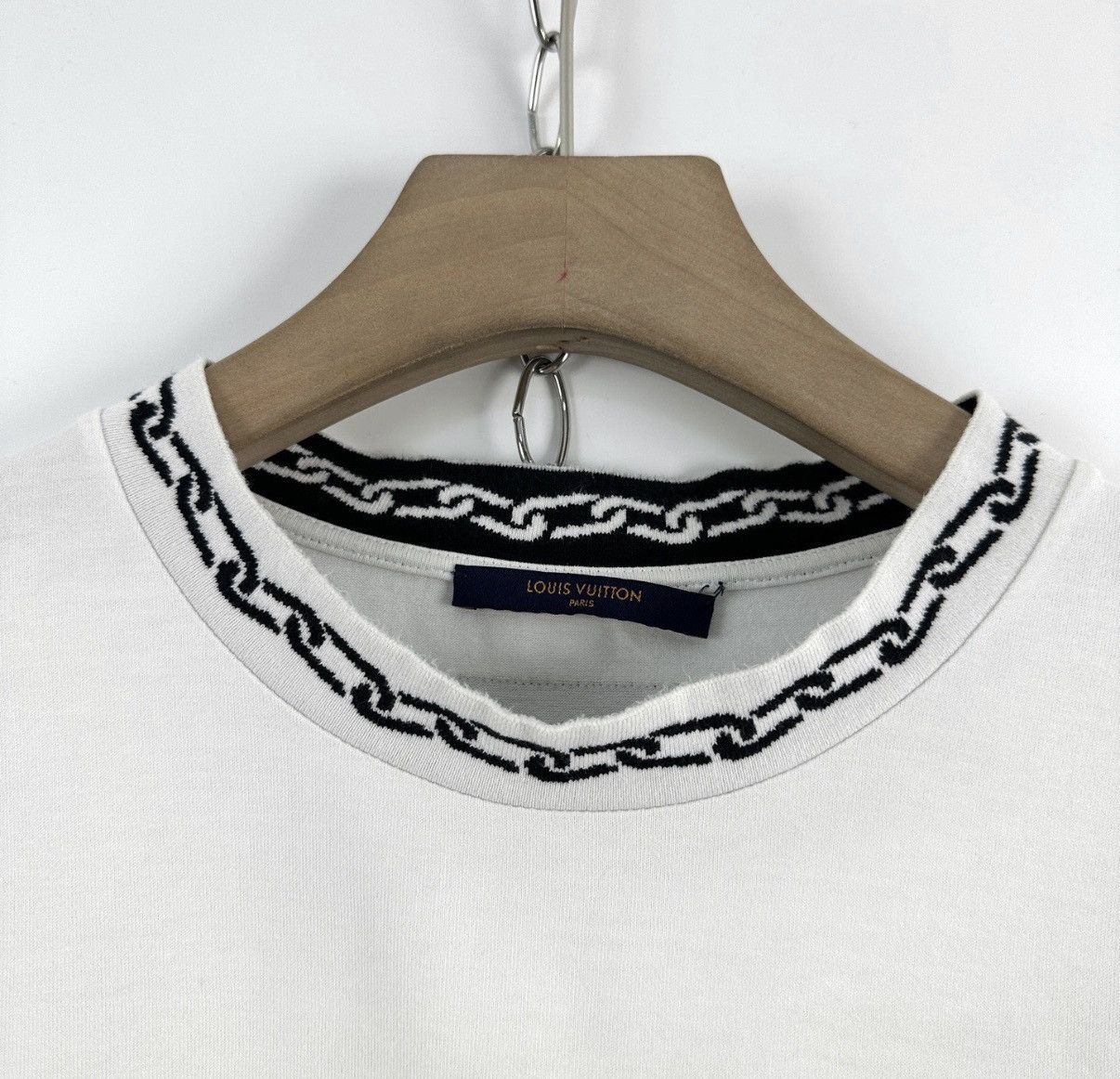 Louis Vuitton Louis Vuitton Jacquard Chain Ribbed Neck Short Sleeve K12 Size US XXL / EU 58 / 5 - 5 Thumbnail