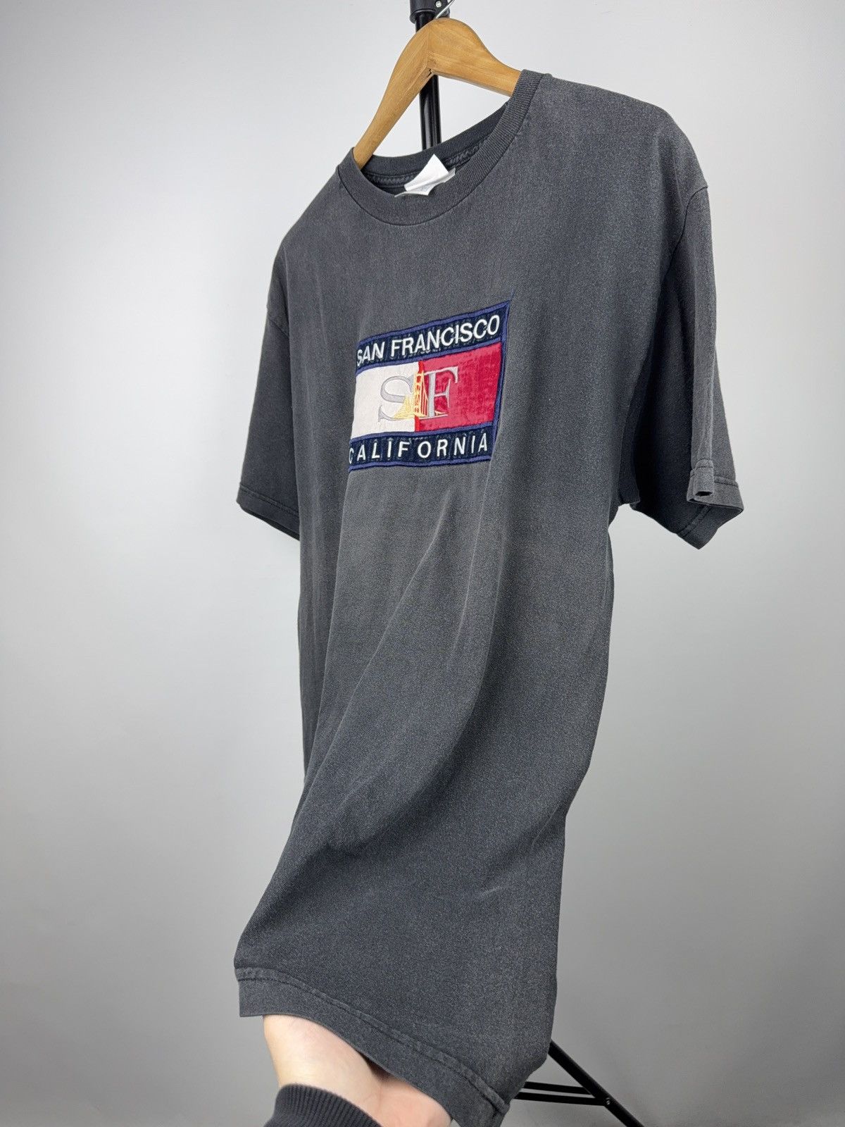 Vintage 90s Vintage San Francisco California Embroidered T Shirt USA Size US L / EU 52-54 / 3 - 8 Thumbnail