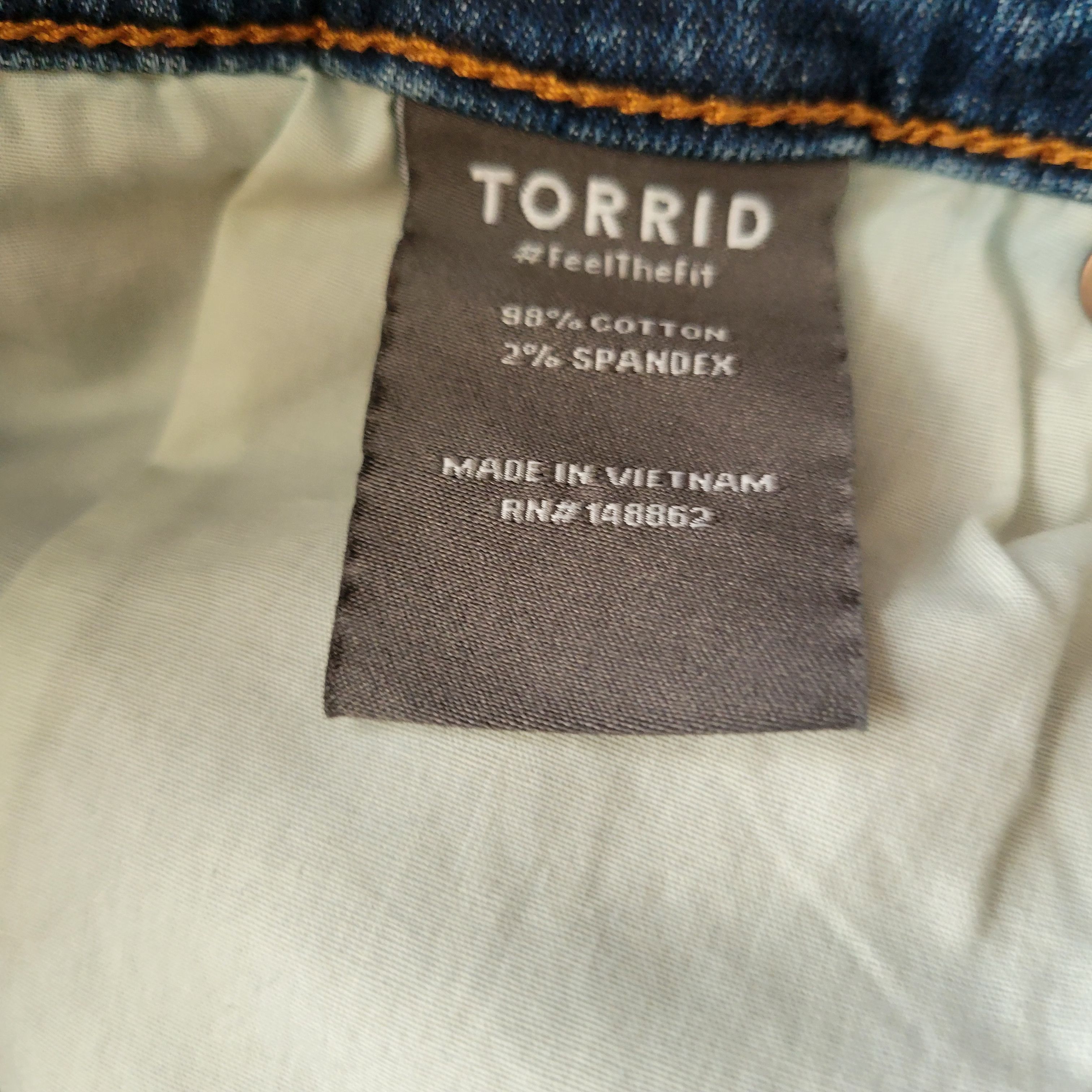 Torrid Torrid Mini Denim Straight Skirt Medium Wash Size 16 Women's Size 38" / US 16 / IT 52 - 7 Thumbnail