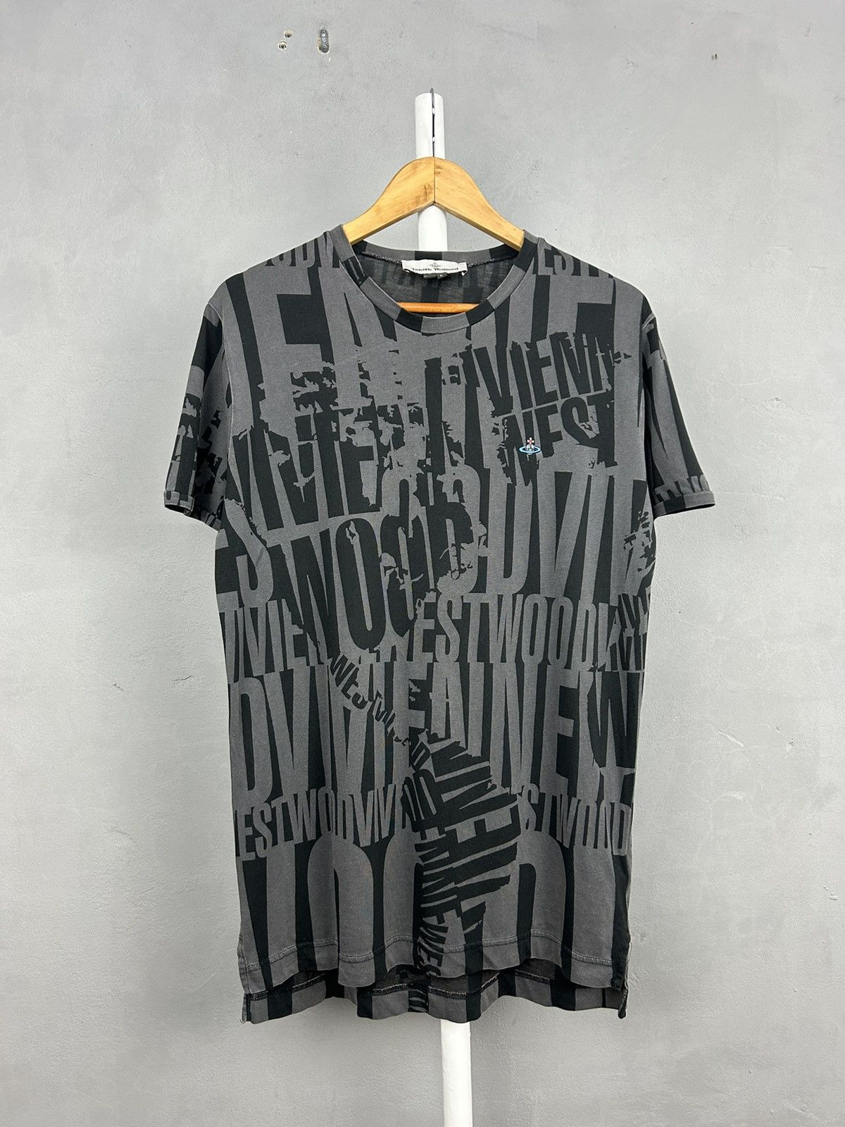 Vivienne Westwood Vivienne Westwood Multi Logo t shirt Size US L / EU 52-54 / 3 - 2 Thumbnail