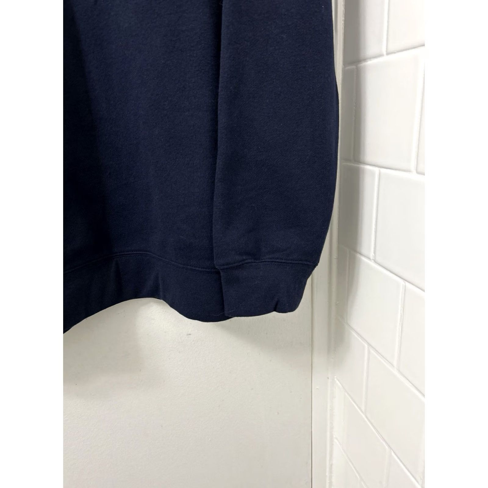Croft & Barrow Croft & Barrow Crewneck Mens Medium Navy Blue Pullover Sweatshirt L/S NWT Size US M / EU 48-50 / 2 - 7 Thumbnail