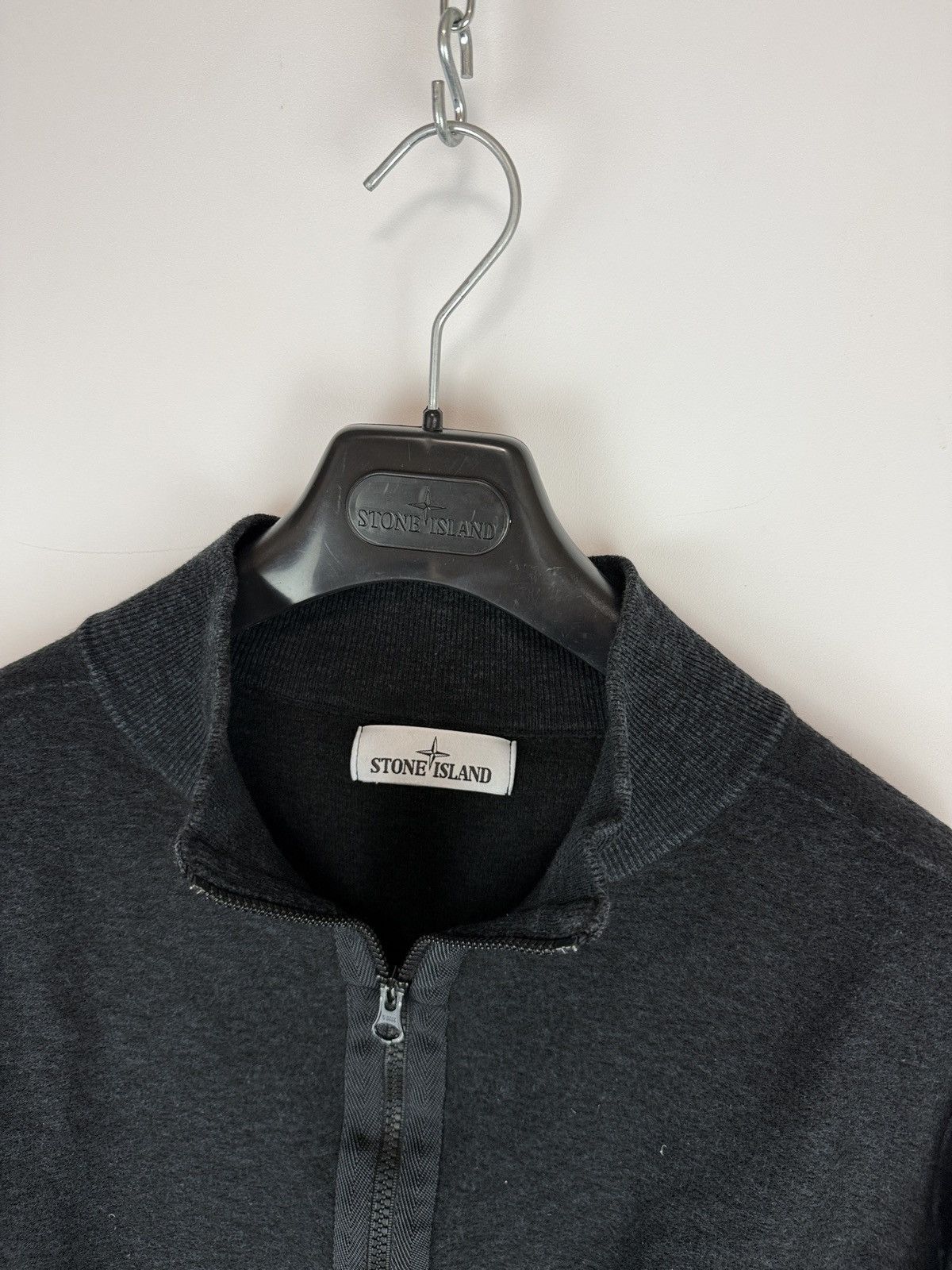 Stone Island Black Stone Island zipped sweater Size US S / EU 44-46 / 1 - 4 Thumbnail