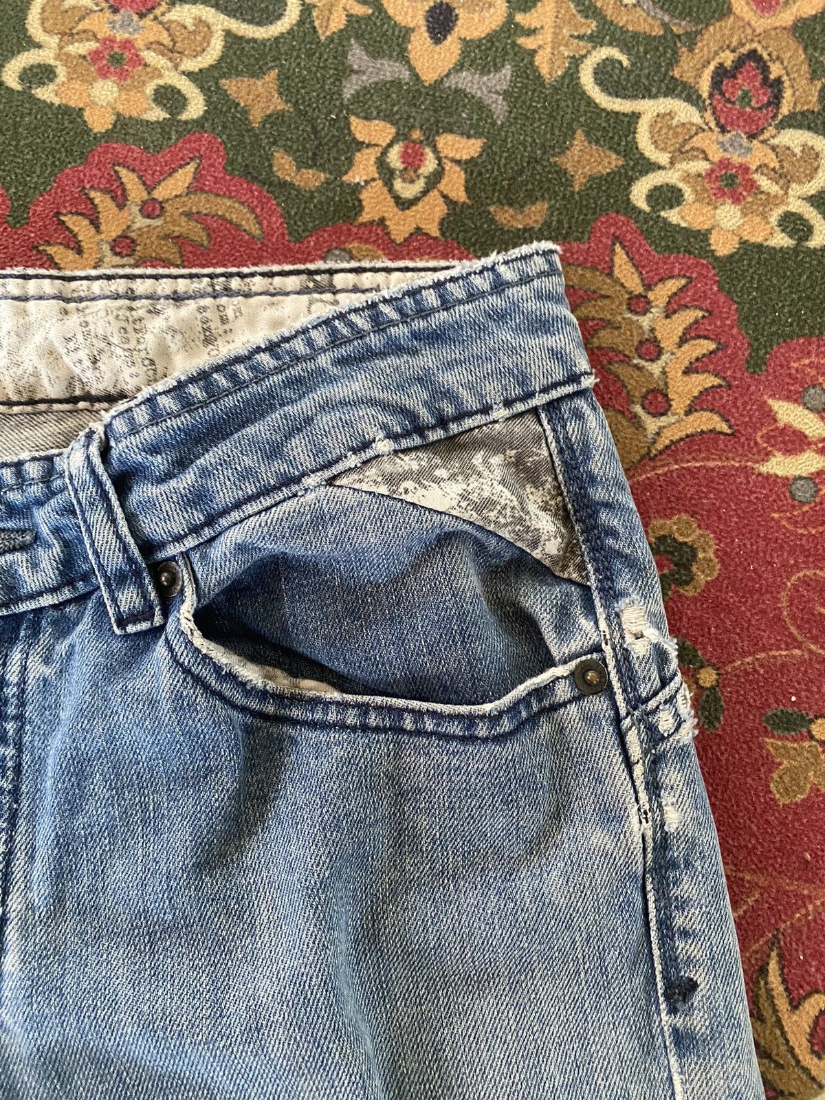Vintage Vintage Volcom Genuine Distressed Jeans Size US 31 - 3 Thumbnail