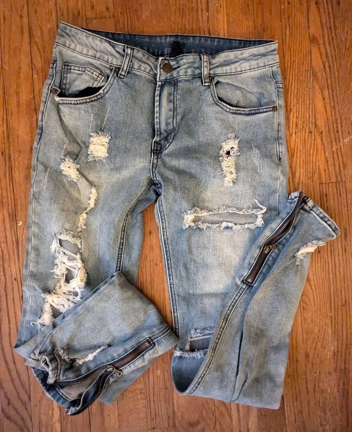 Young And Reckless Distressed Y&R 30x30 Jeans Size US 30 / EU 46 - 1 Preview