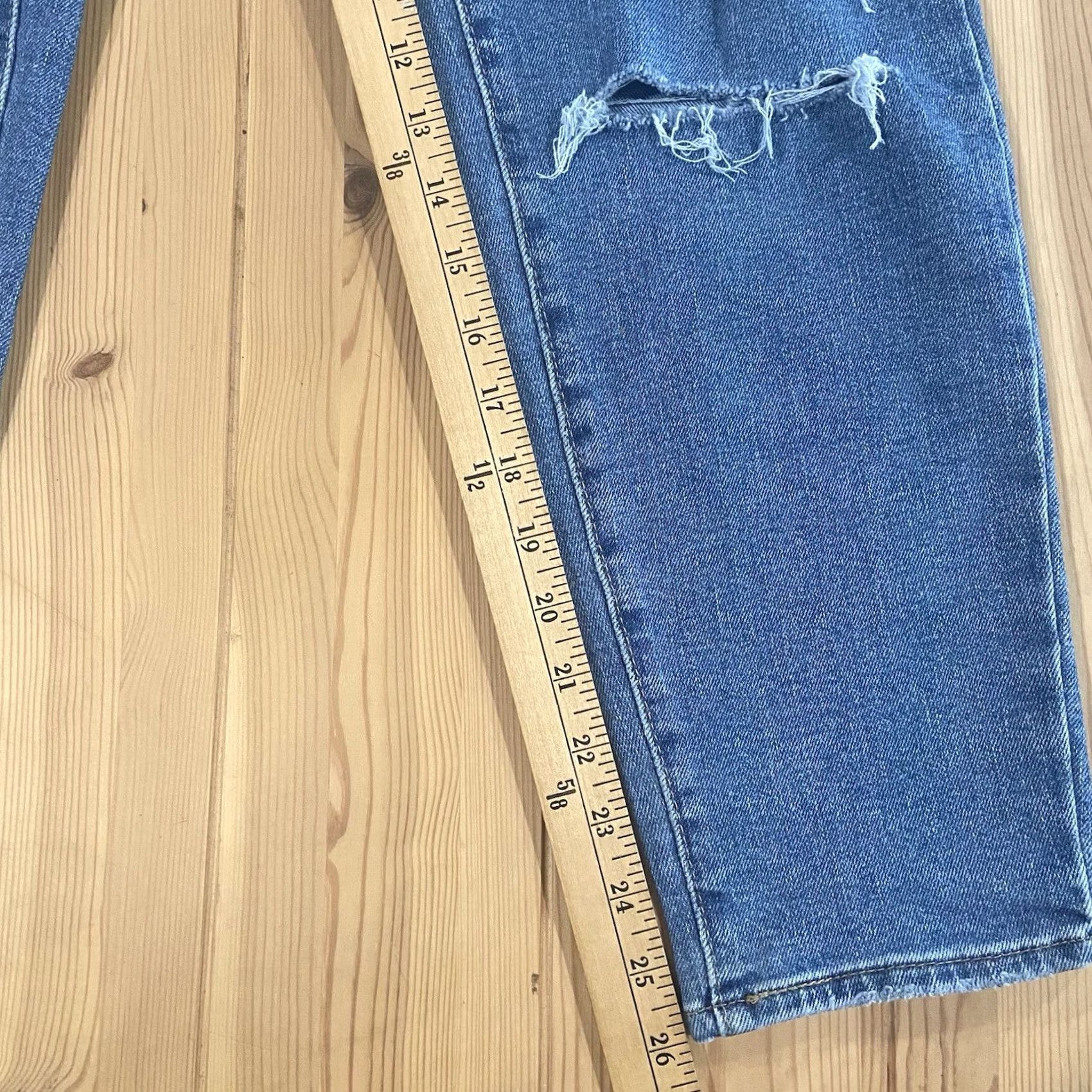 Levi's VINTAGE Levi's Silvertab Mom Jeans Womens Size 29x26 Blue Denim High Rise Stretch Distressed 5-Pocket Tapered Leg Jeans Mens No? Size 29" - 3 Thumbnail