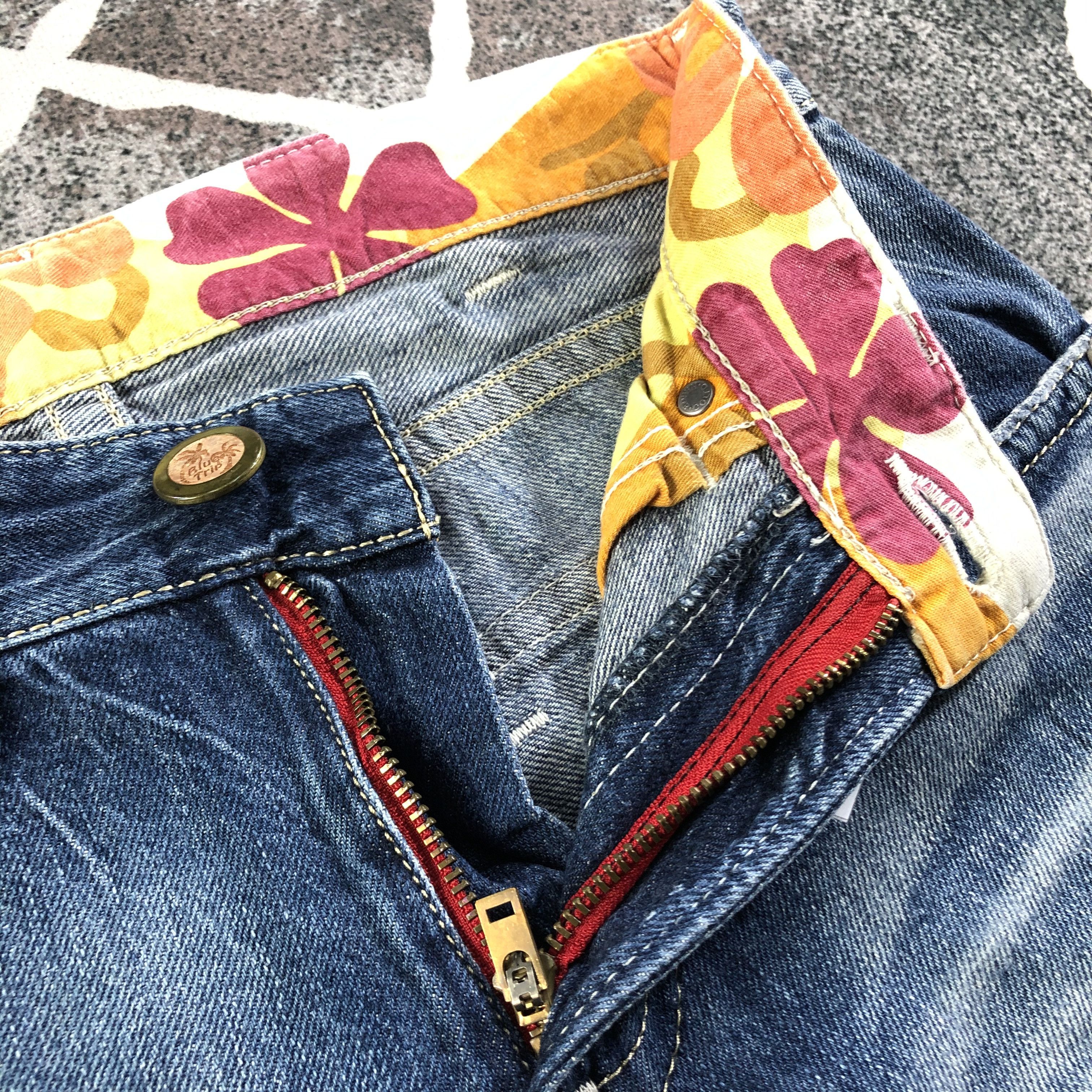 Edwin Edwin Blue Trip Faded Flared Jeans KJ2164 Size US 30 / EU 46 - 7 Thumbnail