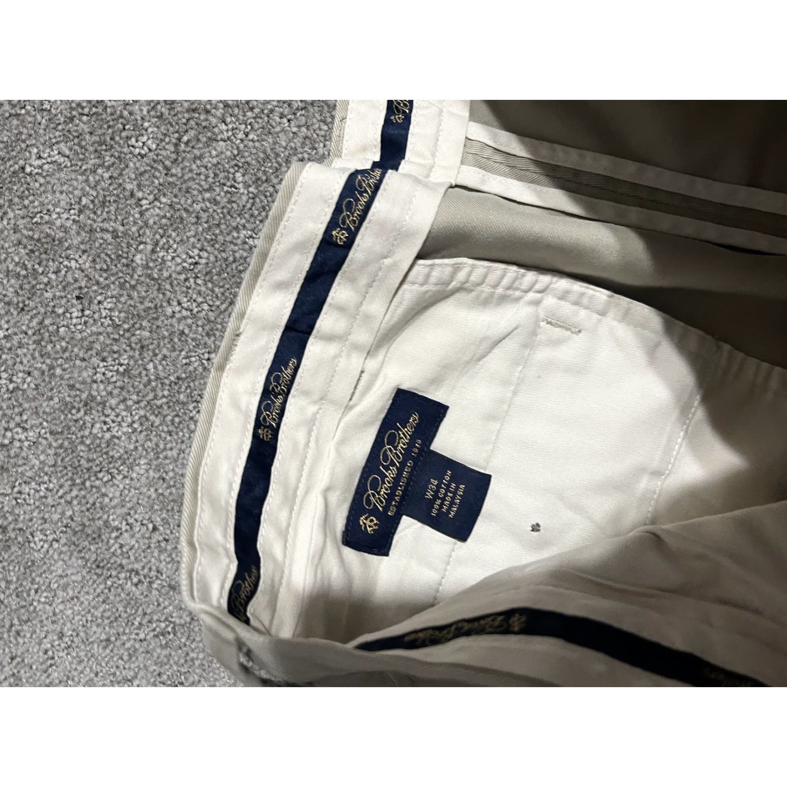 Brooks Brothers Brooks Brothers Men’s Khaki Tan Pleated Shorts 34W/8” Inseam 34 Waist 8” Narrow Regular Casual Chino Pockets Beige Cotton Woven Vintage: No Mens Size US 34 / EU 50 - 3 Thumbnail