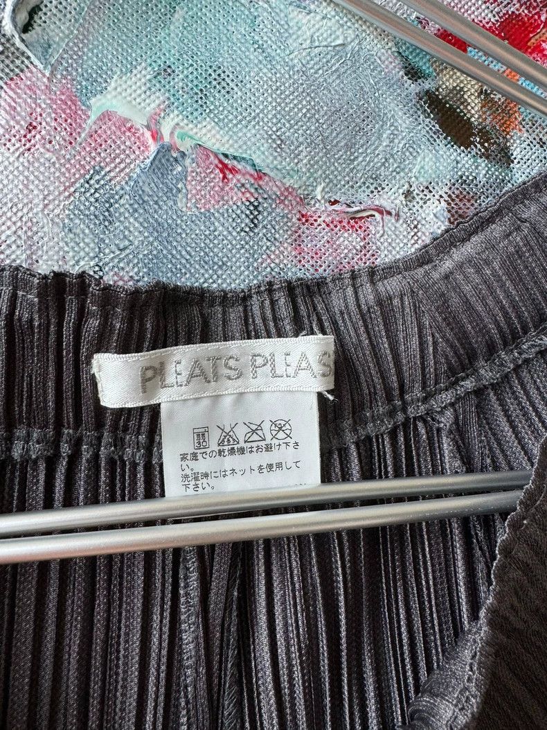 Issey Miyake Issey Miyake Pleated grey shorts Size 31" - 3 Thumbnail