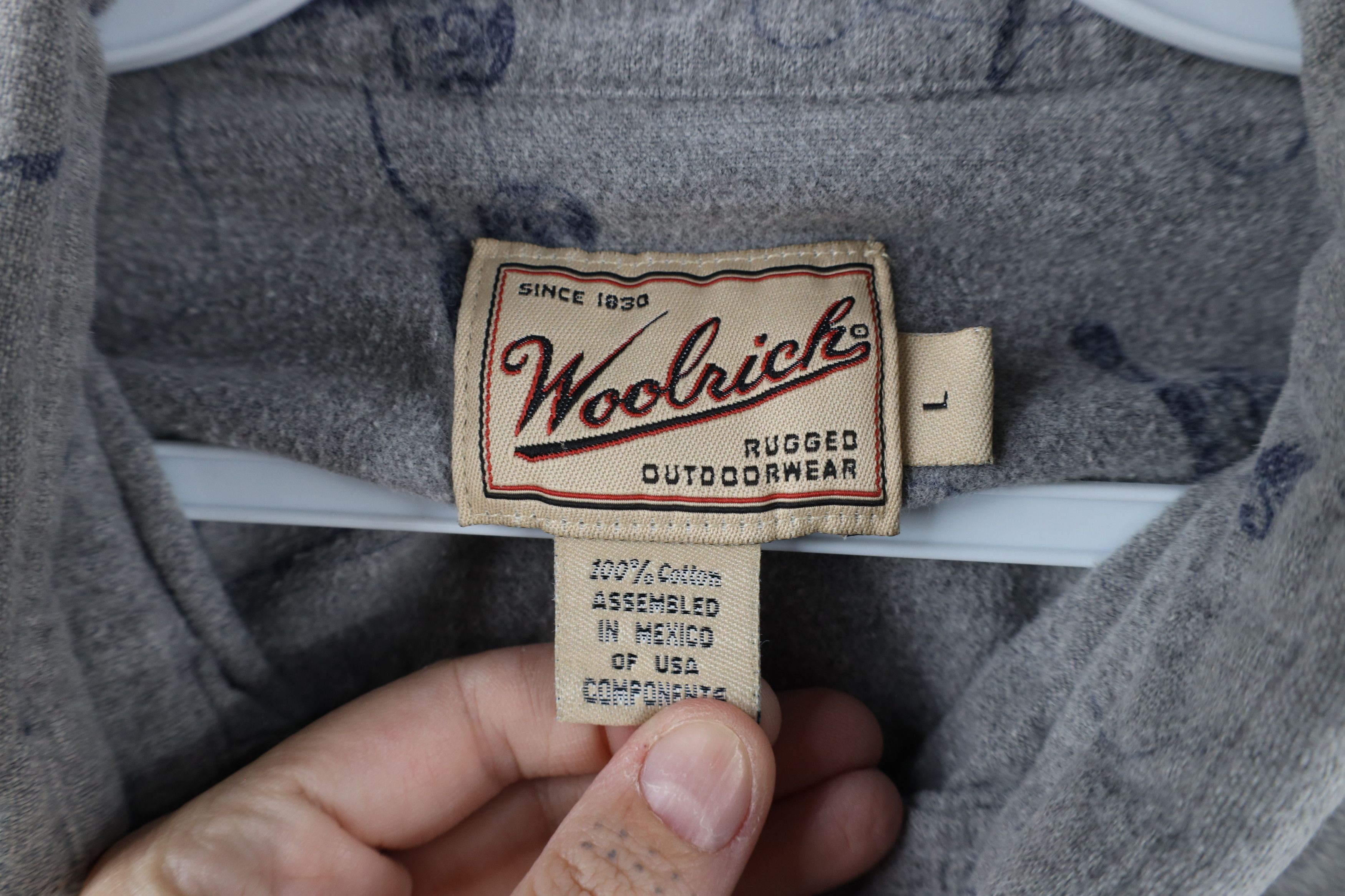 Vintage × Woolrich Woolen Mills Vintage 90s Woolrich Over Print Chamois Cloth Button Shirt Size US L / EU 52-54 / 3 - 8 Thumbnail
