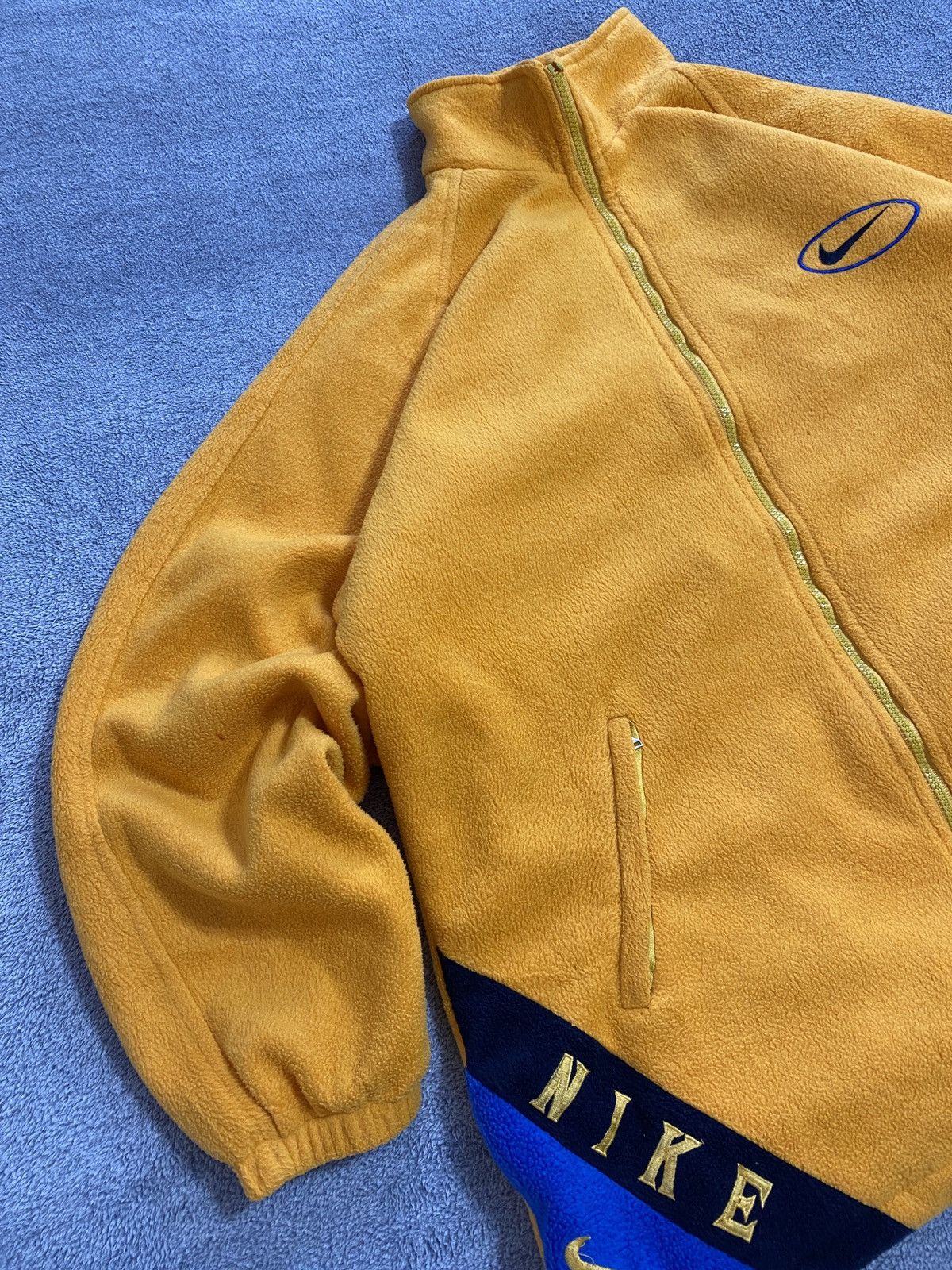 Nike Nike distressed vintage fleece big swoosh 90s Y2k Size US XL / EU 56 / 4 - 11 Thumbnail