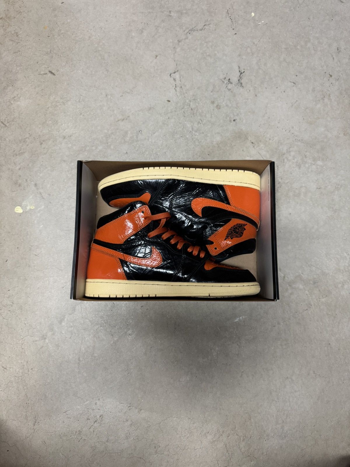 Jordan Brand × Nike Air Jordan 1 Retro High OG 'Shattered Backboard 3.0' Size US 9.5 / EU 42-43 - 2 Thumbnail