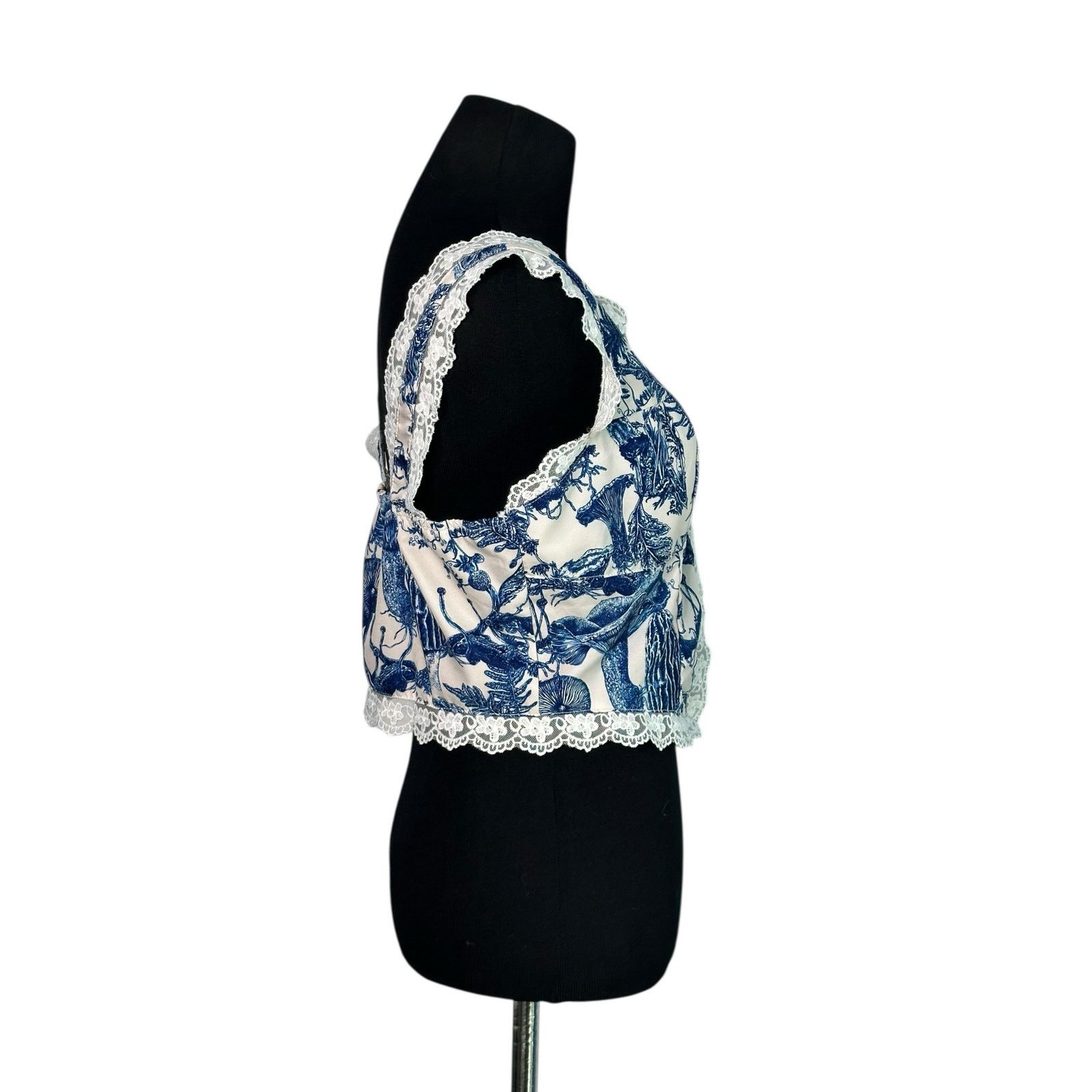 Shein Shein white blue sleeveless crop top bouse size M Size M / US 6-8 / IT 42-44 - 9 Thumbnail