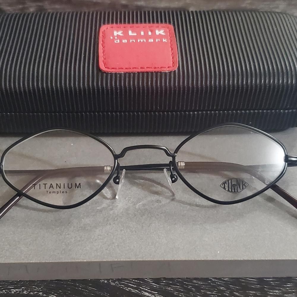 Designer Eyethink Eyewear Size ONE SIZE - 1 Thumbnail