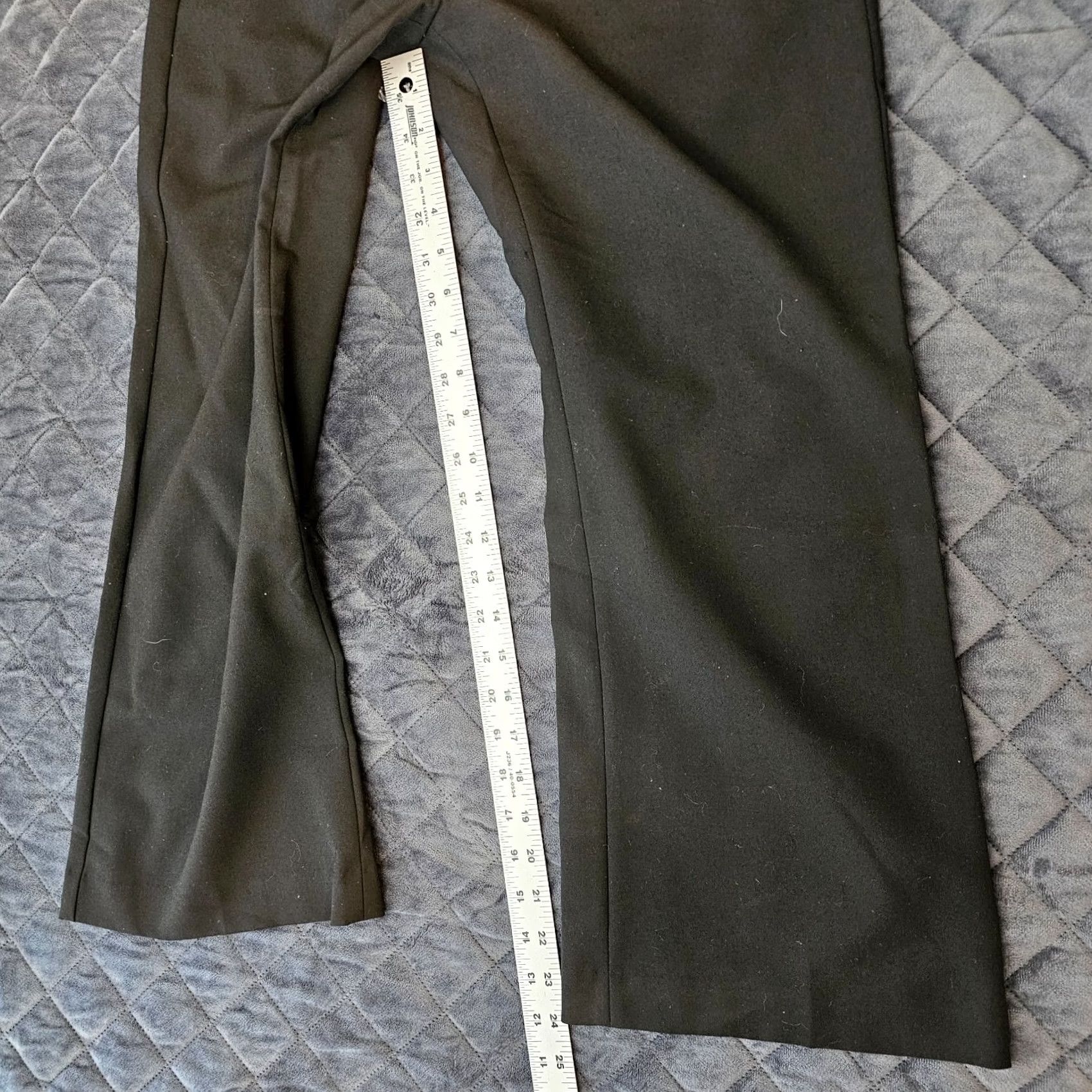 Express Express Dress Pants Women's 4 Black Flat Front Cropped 24in Inseam Flared Cropped Style Express Size 27" / US 4 / IT 40 - 6 Thumbnail
