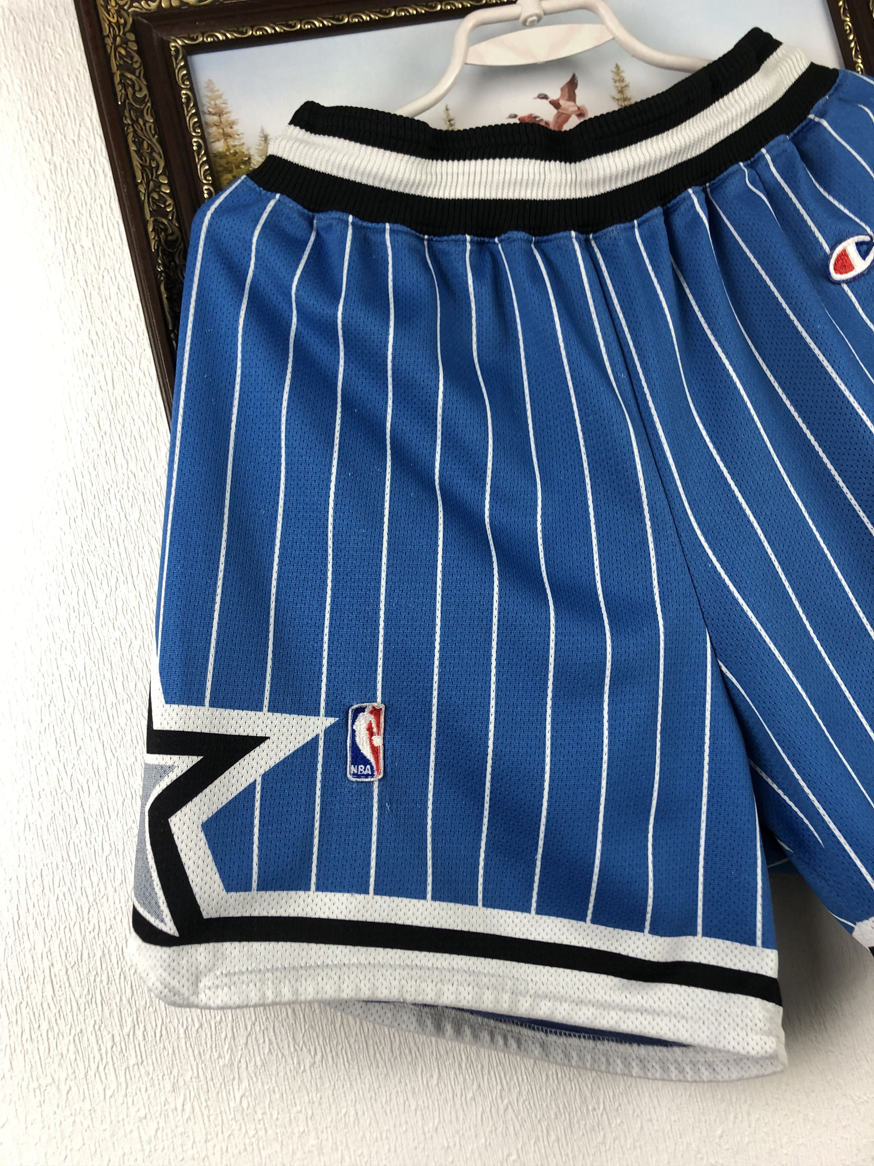 NBA Vintage Orlando Magic Champion Shorts NBA Mens Rare Size US 34 / EU 50 - 2 Thumbnail