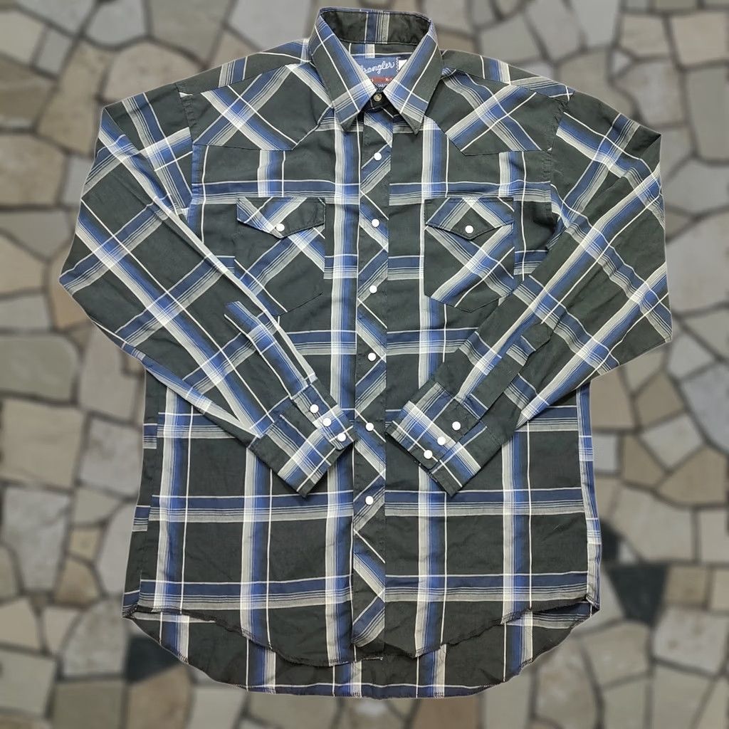 Wrangler VINTAGE Wrangler Cowboy Shirt Plaid Pearl Snap Long Sleeve Mens 16 X-Long Tails Size US L / EU 52-54 / 3 - 1 Thumbnail