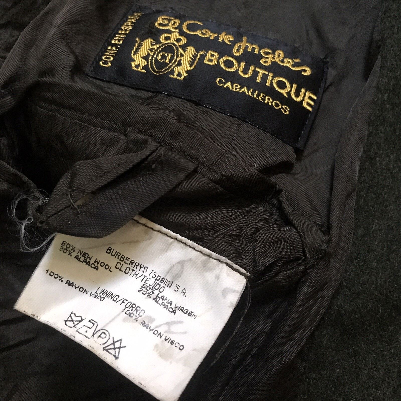 Burberry VINTAGE Burberry coat winter jacket virgin wool alpaca mens Size US L / EU 52-54 / 3 - 11 Thumbnail