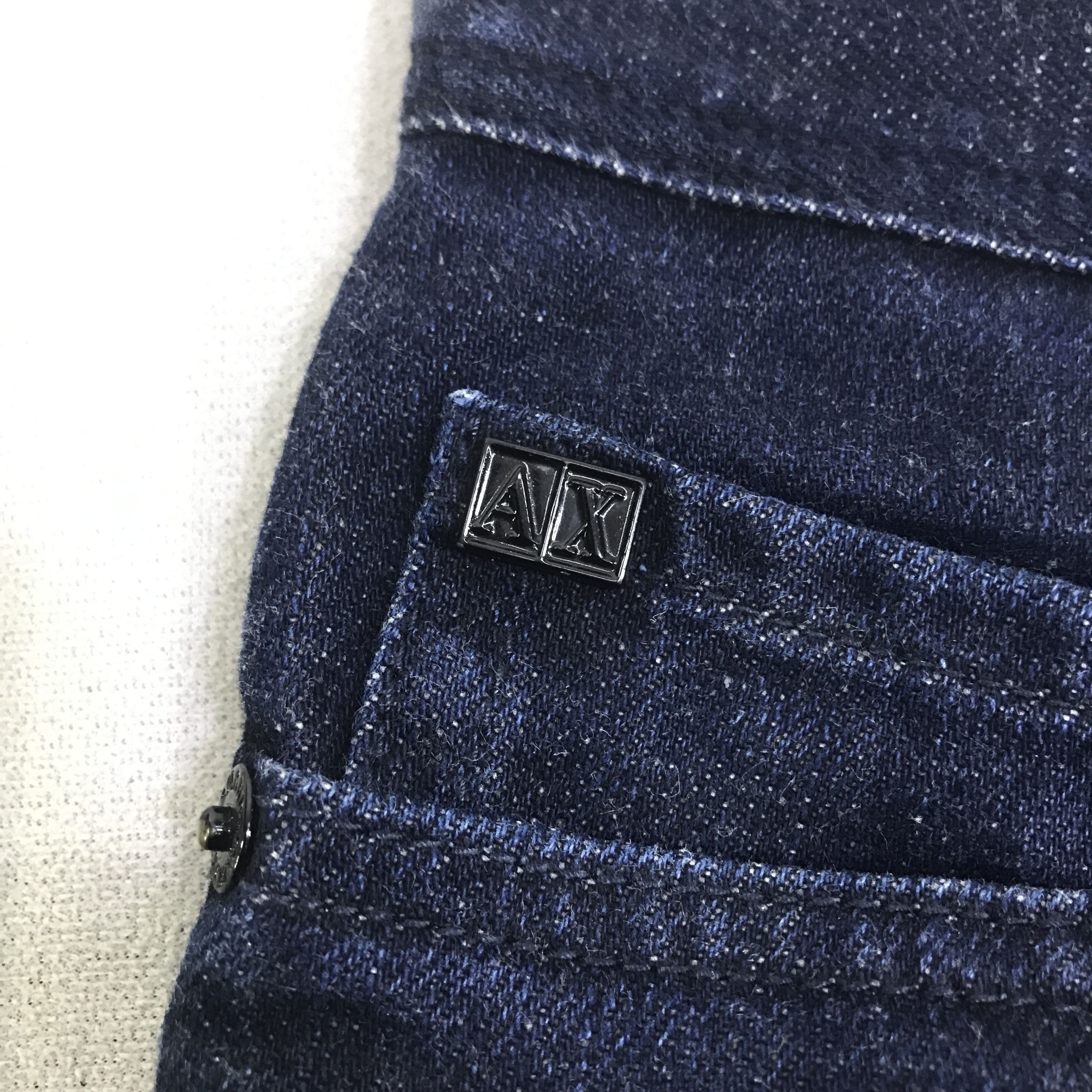 Armani Exchange Vintage Armani Exchange Blue Denim Jeans pants K130B1 Size US 32 / EU 48 - 14 Thumbnail