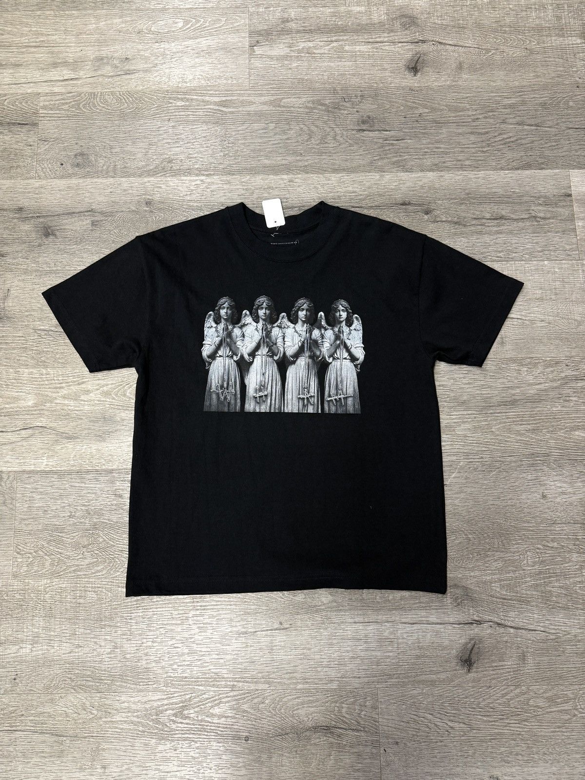 Who decides war wham lil baby tee black small