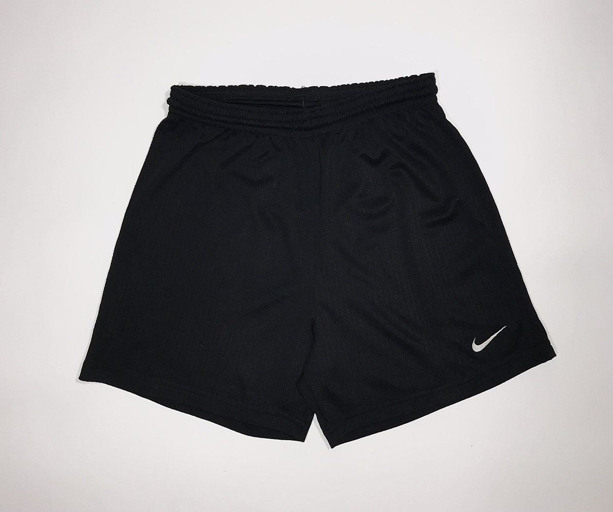 Nike Vintage Nike Training Shorts Mens Black Size US 32 / EU 48 - 1 Thumbnail