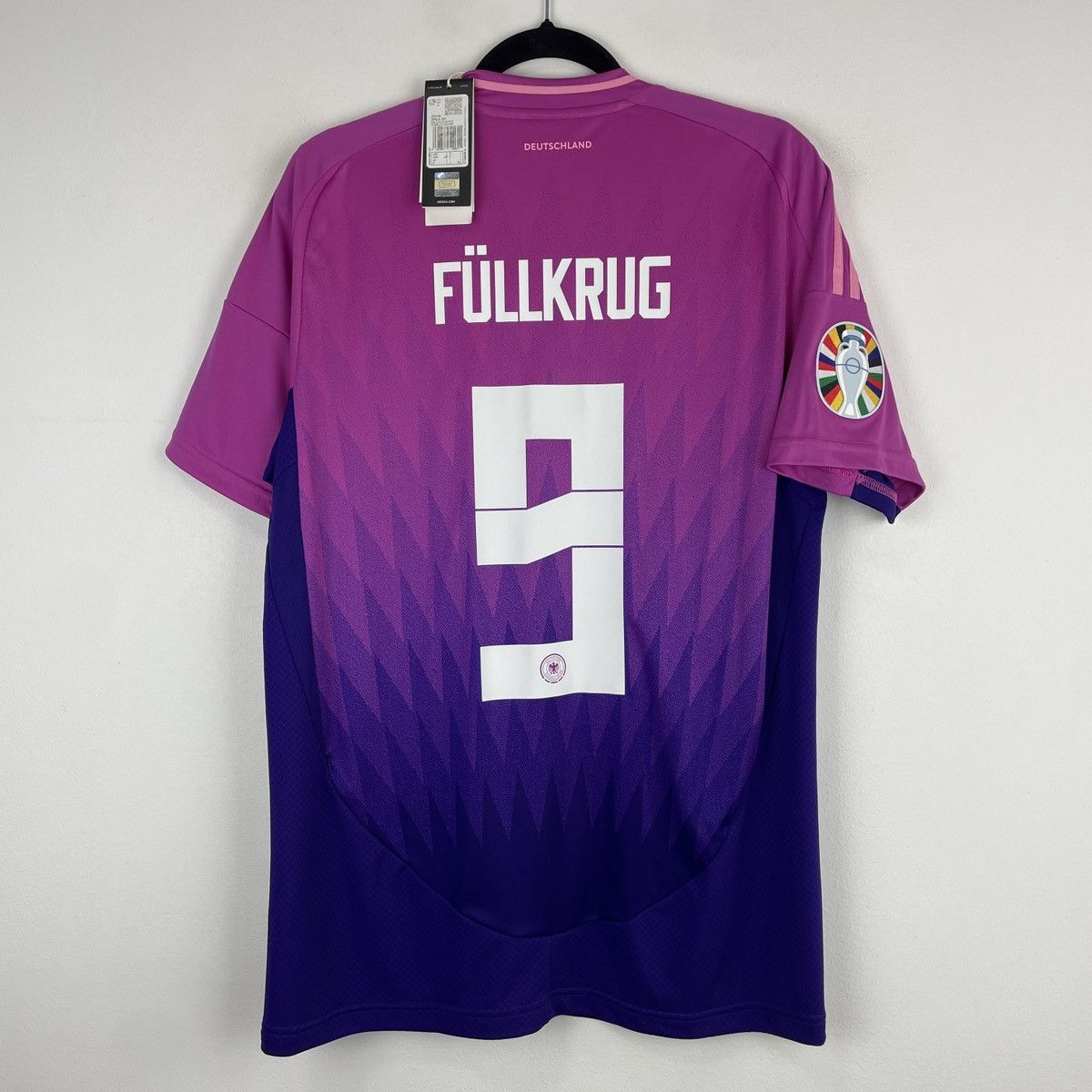 Adidas Germany Niclas Füllkrug Adidas Pink Jersey Euro 2024 size L Size US L / EU 52-54 / 3 - 1 Thumbnail