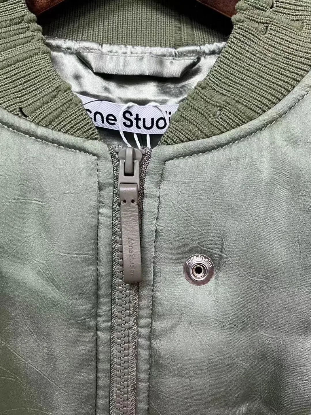 Acne Studios acne studios green logo bomber jacket. Size XS / US 0-2 / IT 36-38 - 3 Thumbnail