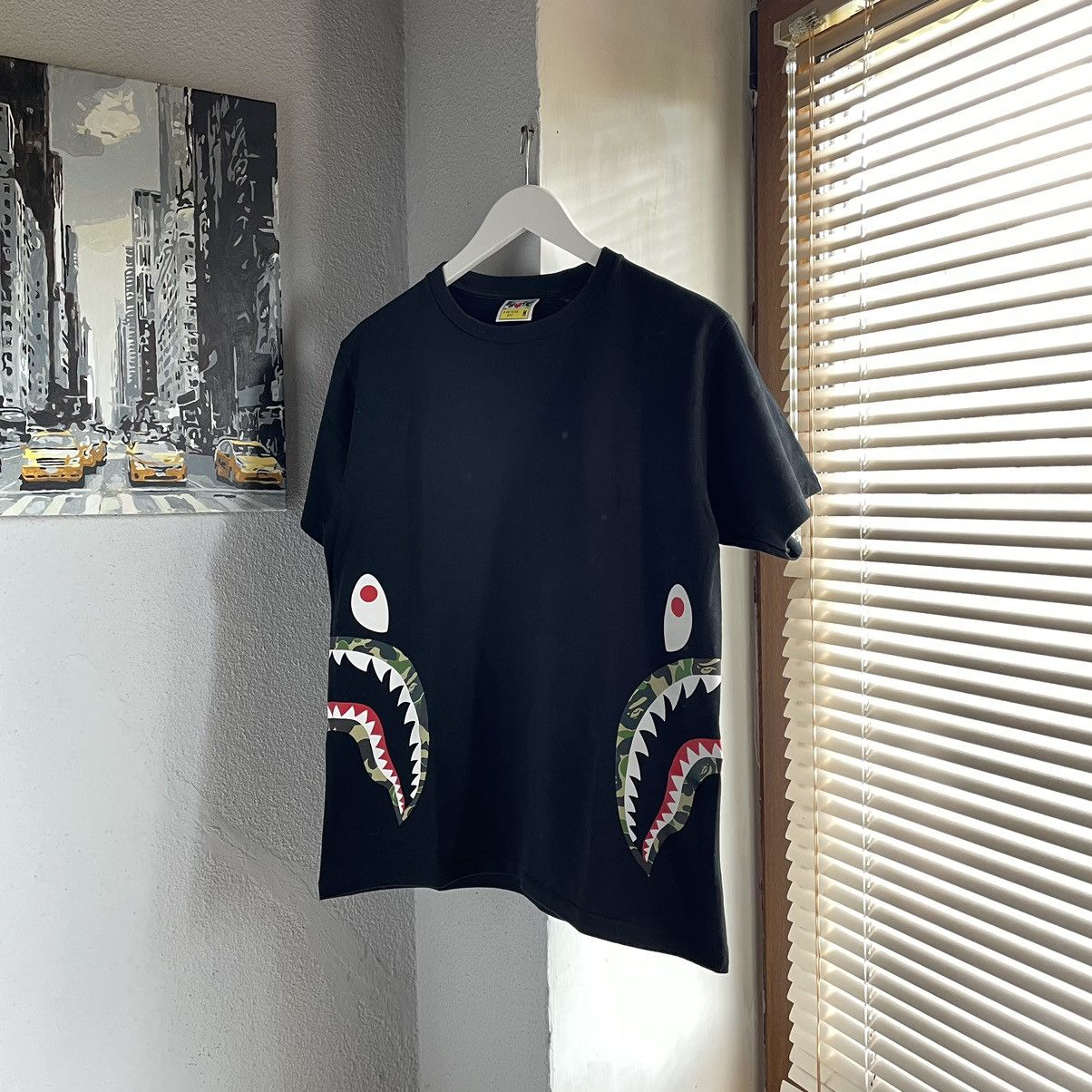 Bape BAPE Digital 1st Camo Shark Mouth Tee Size US M / EU 48-50 / 2 - 1 Thumbnail
