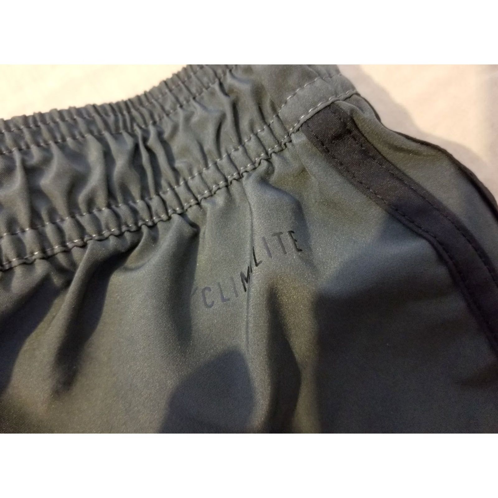 Adidas Womens adidas Shorts M Medium Gray Athletic Gym Workout Size 32" / US 10 / IT 46 - 3 Thumbnail