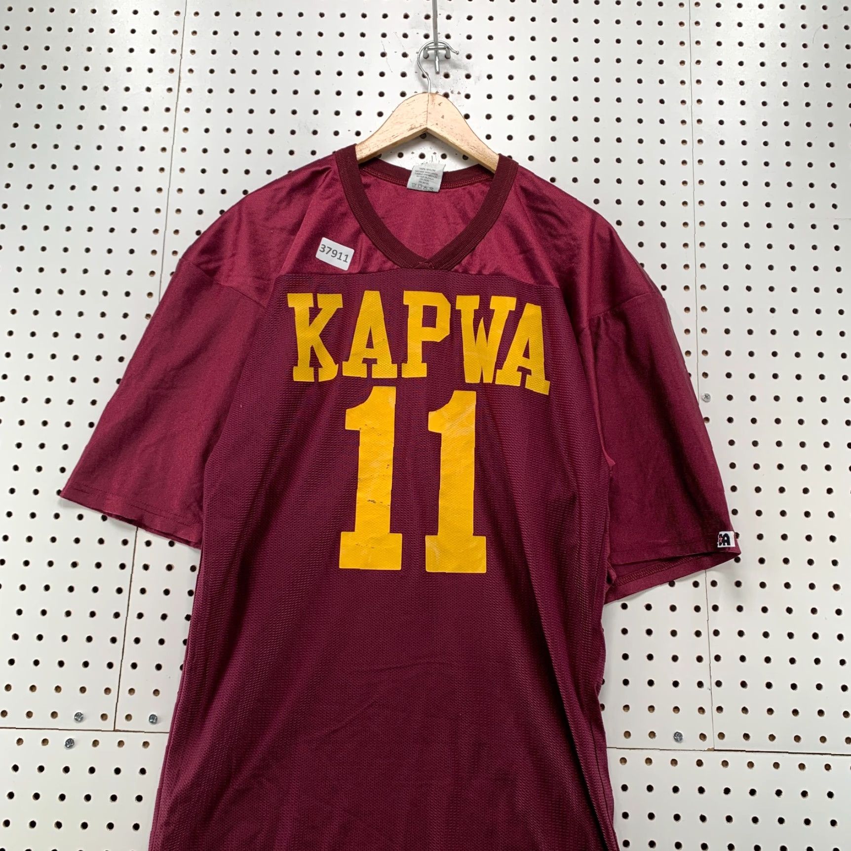 Vintage VINTAGE Kapwa Suck It Football Jersey Mens Large Red Funny Tagalog #11 USA Jersey T-Shirt Mens Red 90s Size US L / EU 52-54 / 3 - 3 Thumbnail