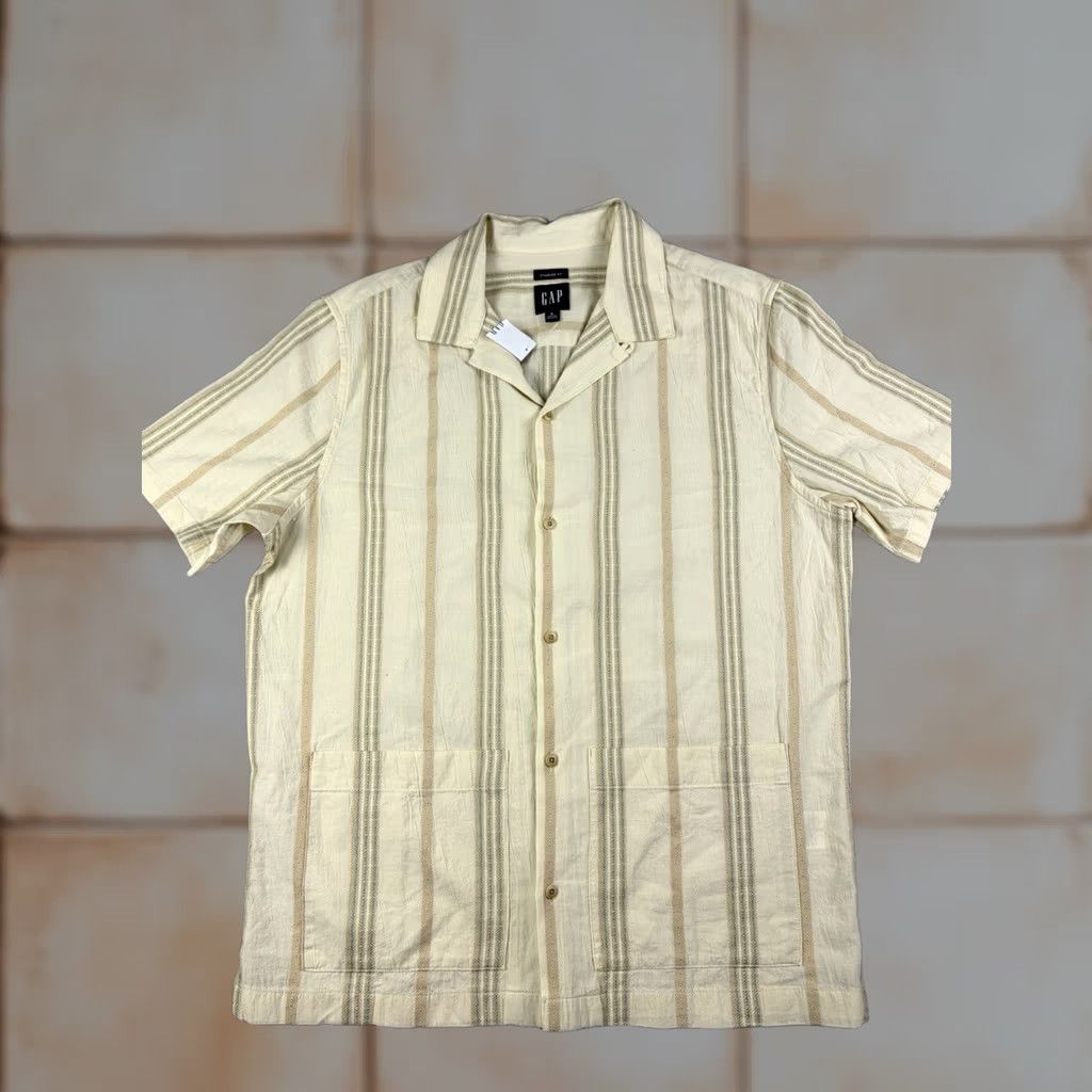 Gap GAP Shirt Button-Up Men S Short Sleeve Beige Cotton Camp Collar Button Up Color Beige Size S Regular Classic Size US S / EU 44-46 / 1 - 1 Thumbnail