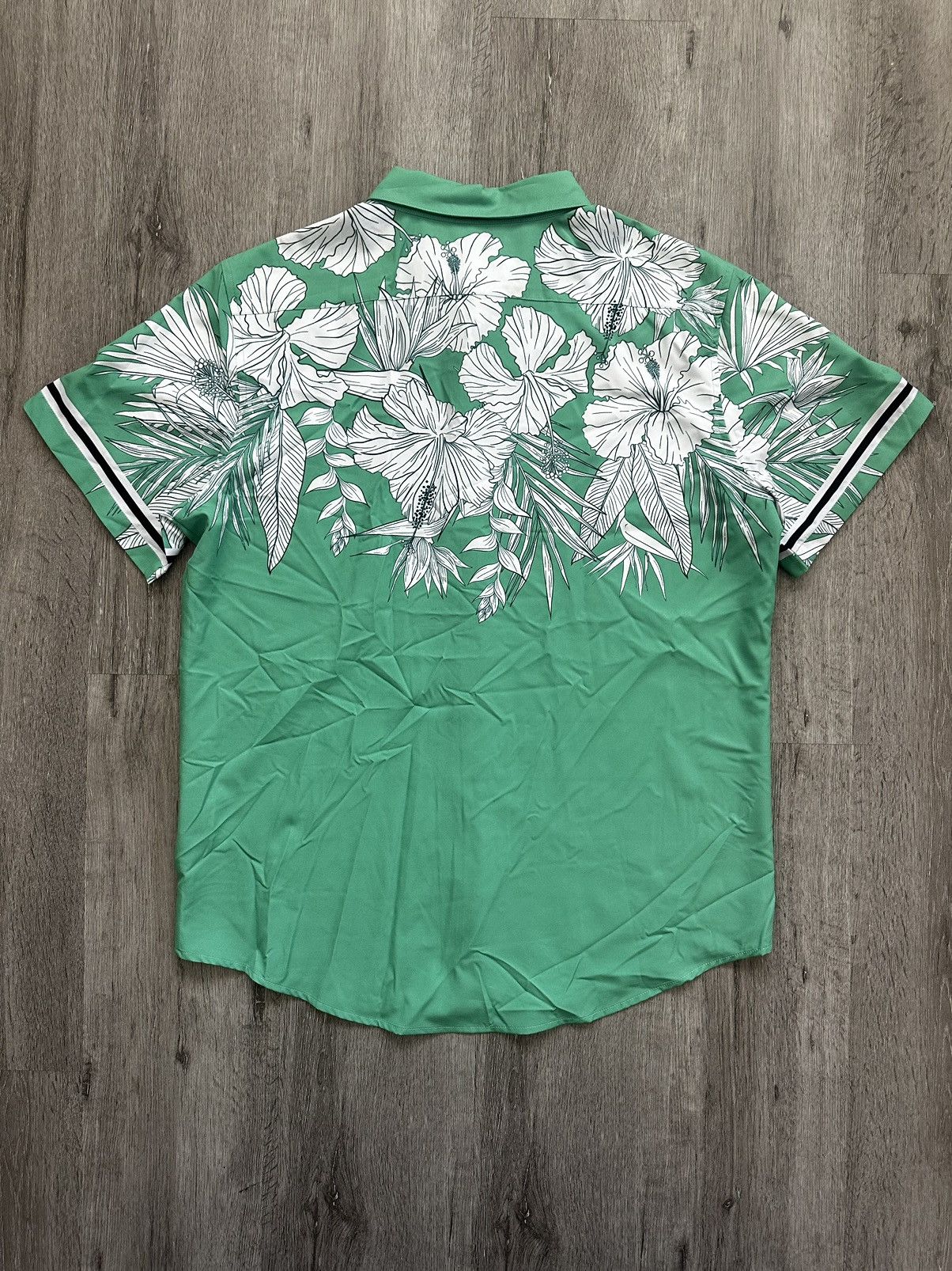 Designer Mavrans Green Weekend Button Up & Shorts Set Size US L / EU 52-54 / 3 - 7 Thumbnail
