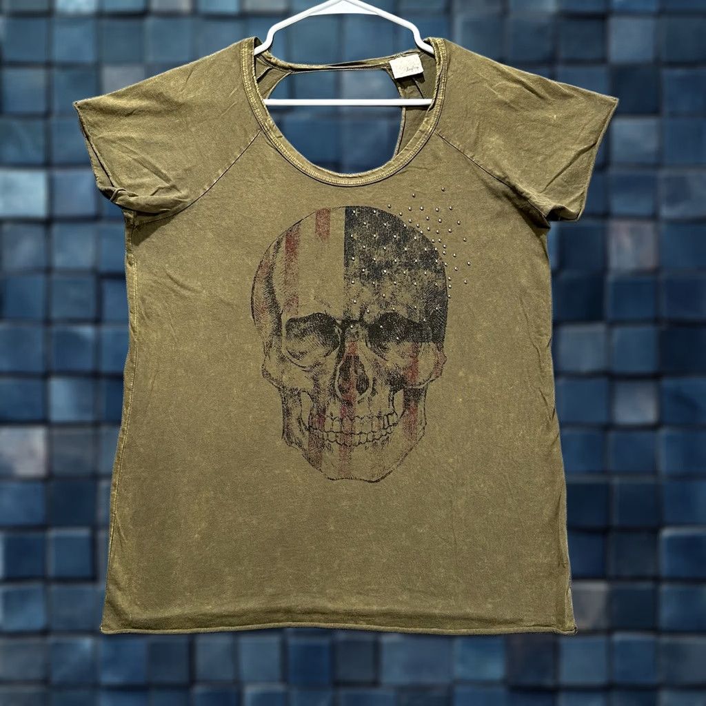 Vintage VINTAGE Daytrip Top Women Large Green Patina Skull Print Flag Embellished Grunge T-Shirt Size L / US 10 / IT 46 - 1 Thumbnail