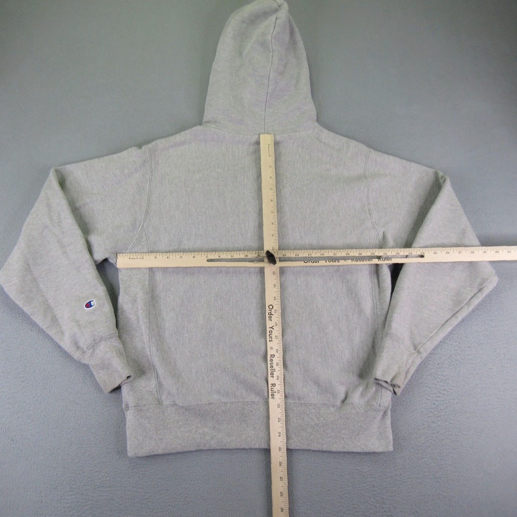 Champion VINTAGE Champion Hoodie Mens Medium Gray Blue Spell Out Reverse Weave Pullover Sweater Size US M / EU 48-50 / 2 - 4 Thumbnail