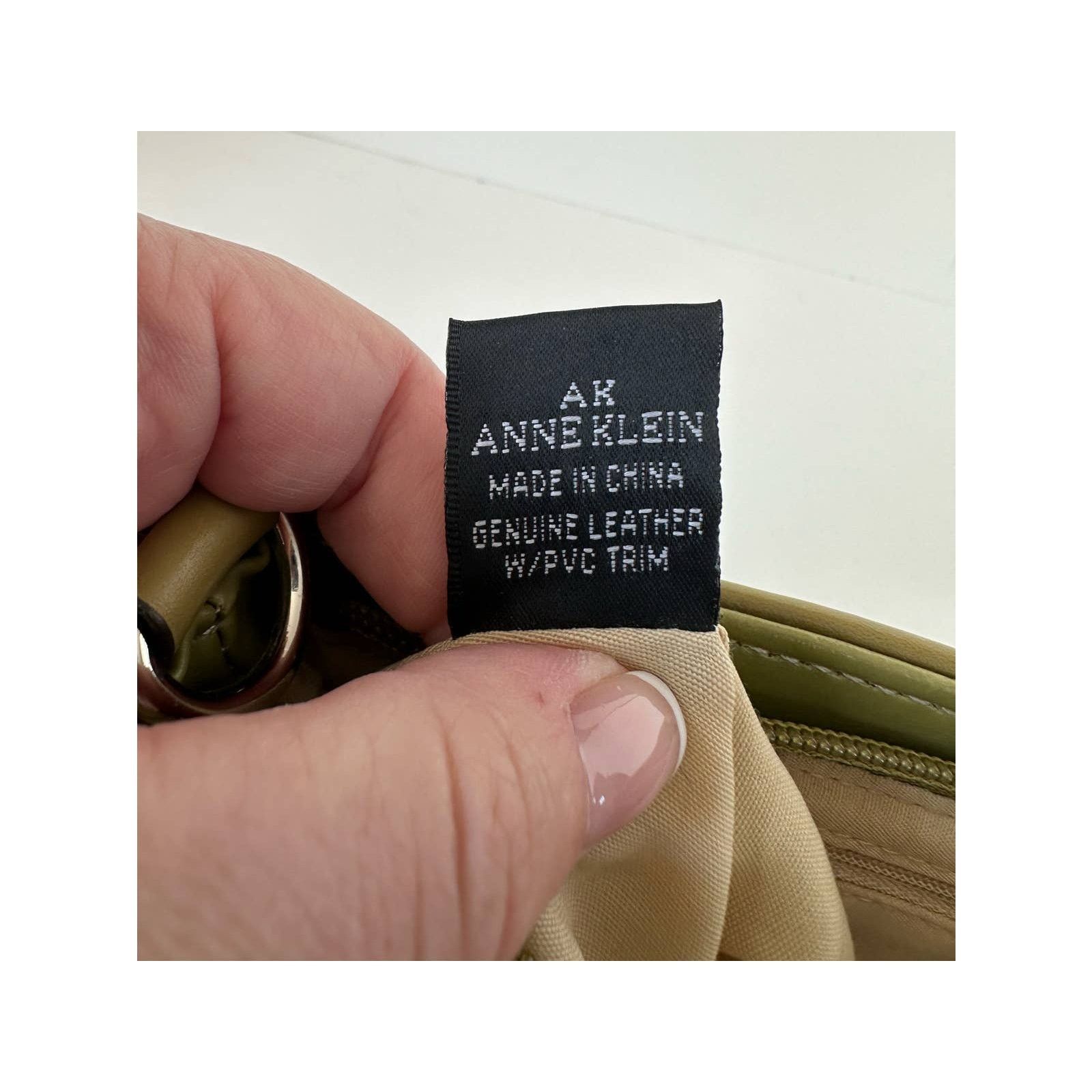 Anne Klein NWOT, Anne Klein Clutch, Purse, Handbag, Green Leather PVC Size ONE SIZE - 6 Thumbnail