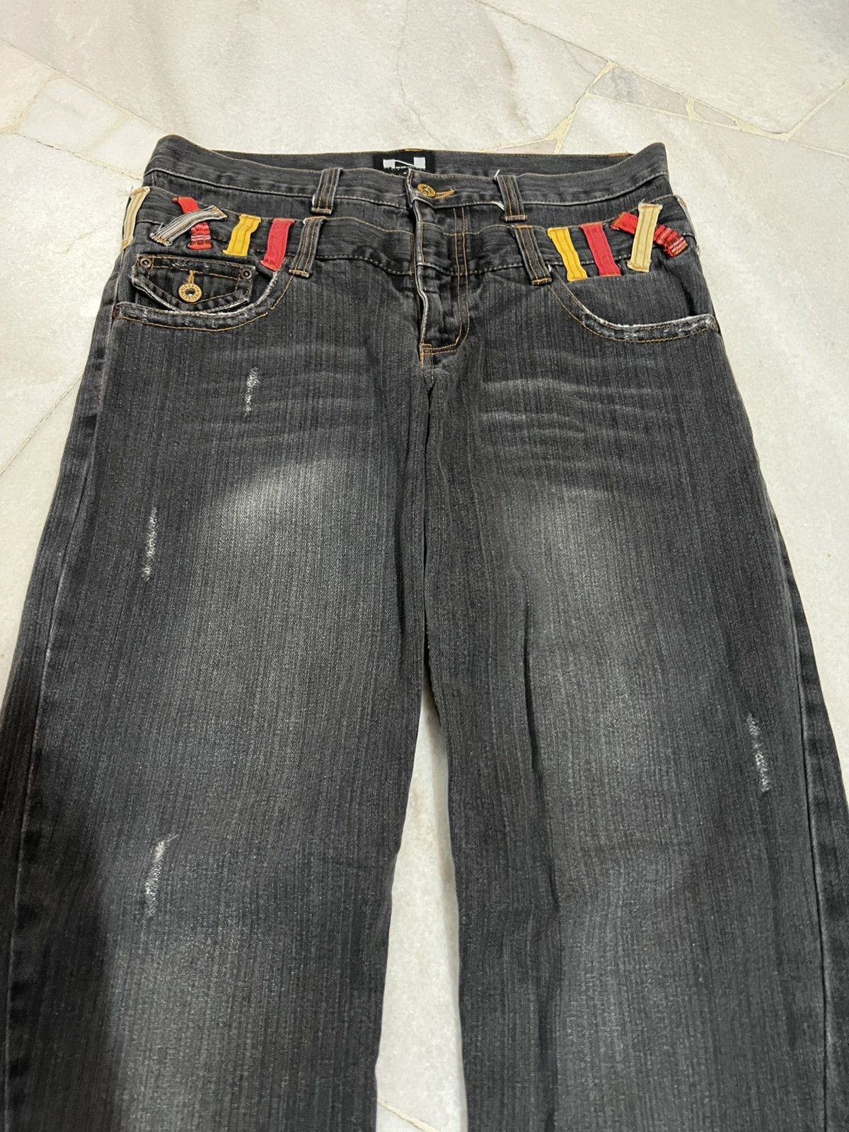 Japanese Brand 💥Double Waist💥90’s Nylaus Twist Leg distress Faded Jean Size US 33 - 4 Thumbnail