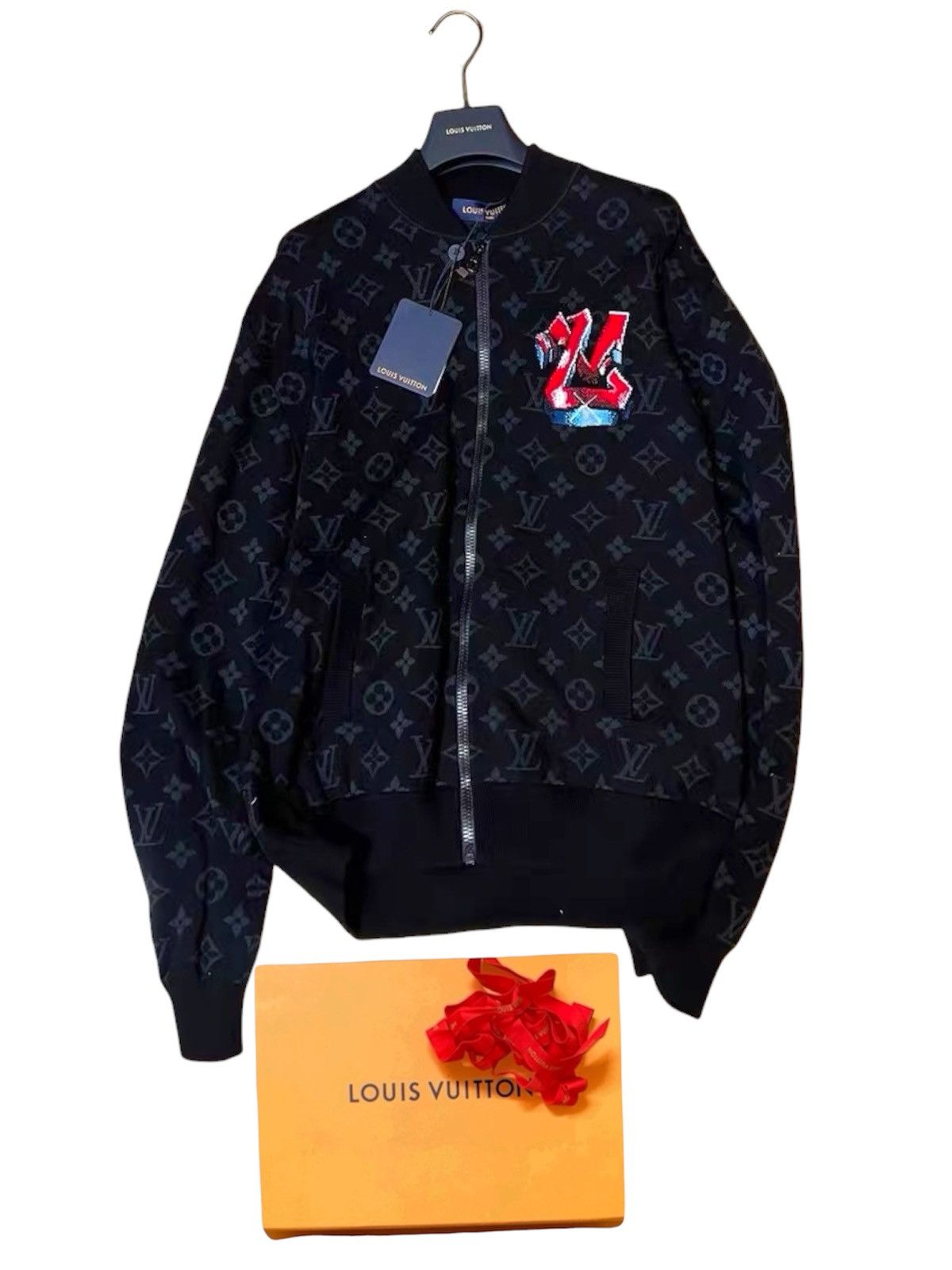Louis Vuitton LOUIS VUITTON L Graffiti Monogram Zipup Long Sleeve Jacket Size US L / EU 52-54 / 3 - 1 Thumbnail