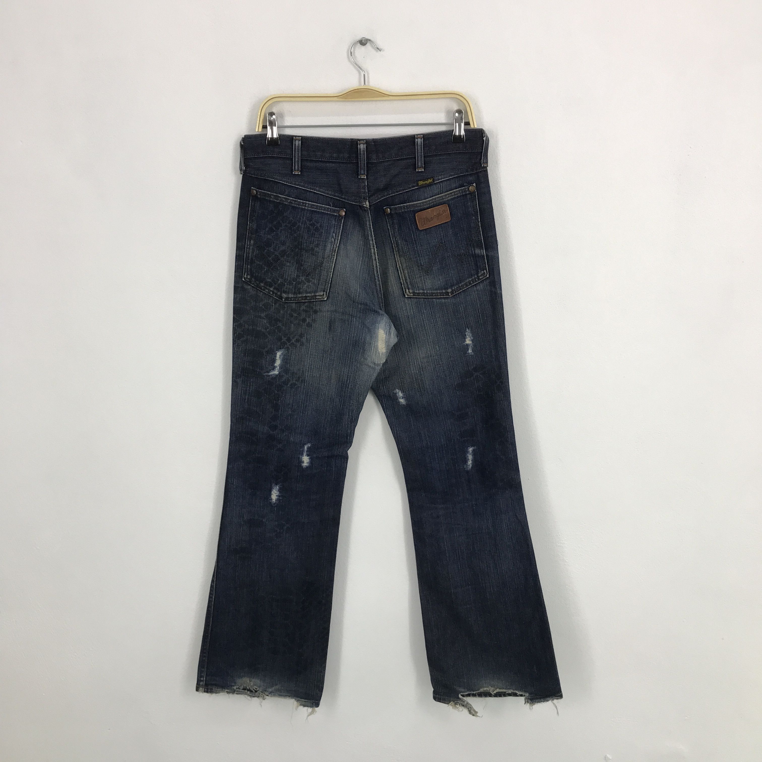 Japanese Brand × Wrangler Flared wrangler style value bootcut Denim jeans pants Size US 31 - 2 Thumbnail
