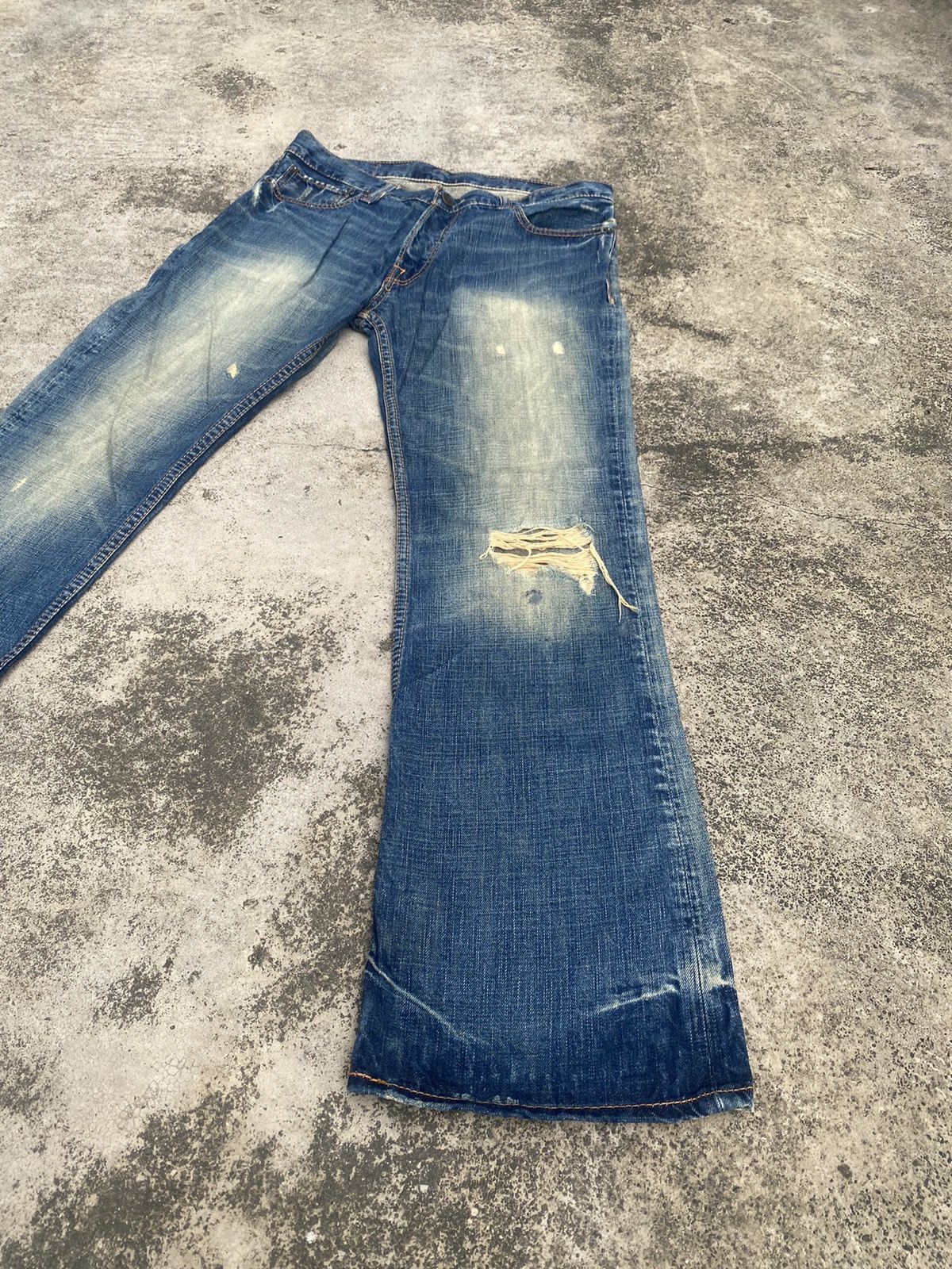 If Six Was Nine × Japanese Brand × Ruehl No. 925 Flare Jeans Ruehl No 925 Distressd Clawmark Size US 34 / EU 50 - 2 Thumbnail