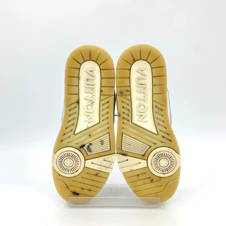 Louis Vuitton Louis Vuitton White round toe lace-up casual board shoes a Size US 7 / IT 37 - 5 Thumbnail