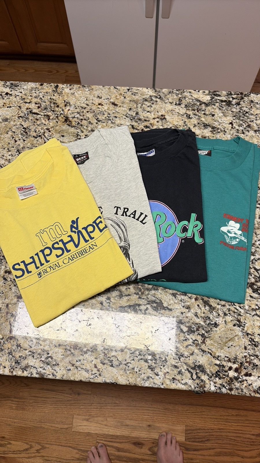 Vintage Lot of vintage single stitch t-shirts (4 Lg) Size US L / EU 52-54 / 3 - 1 Thumbnail