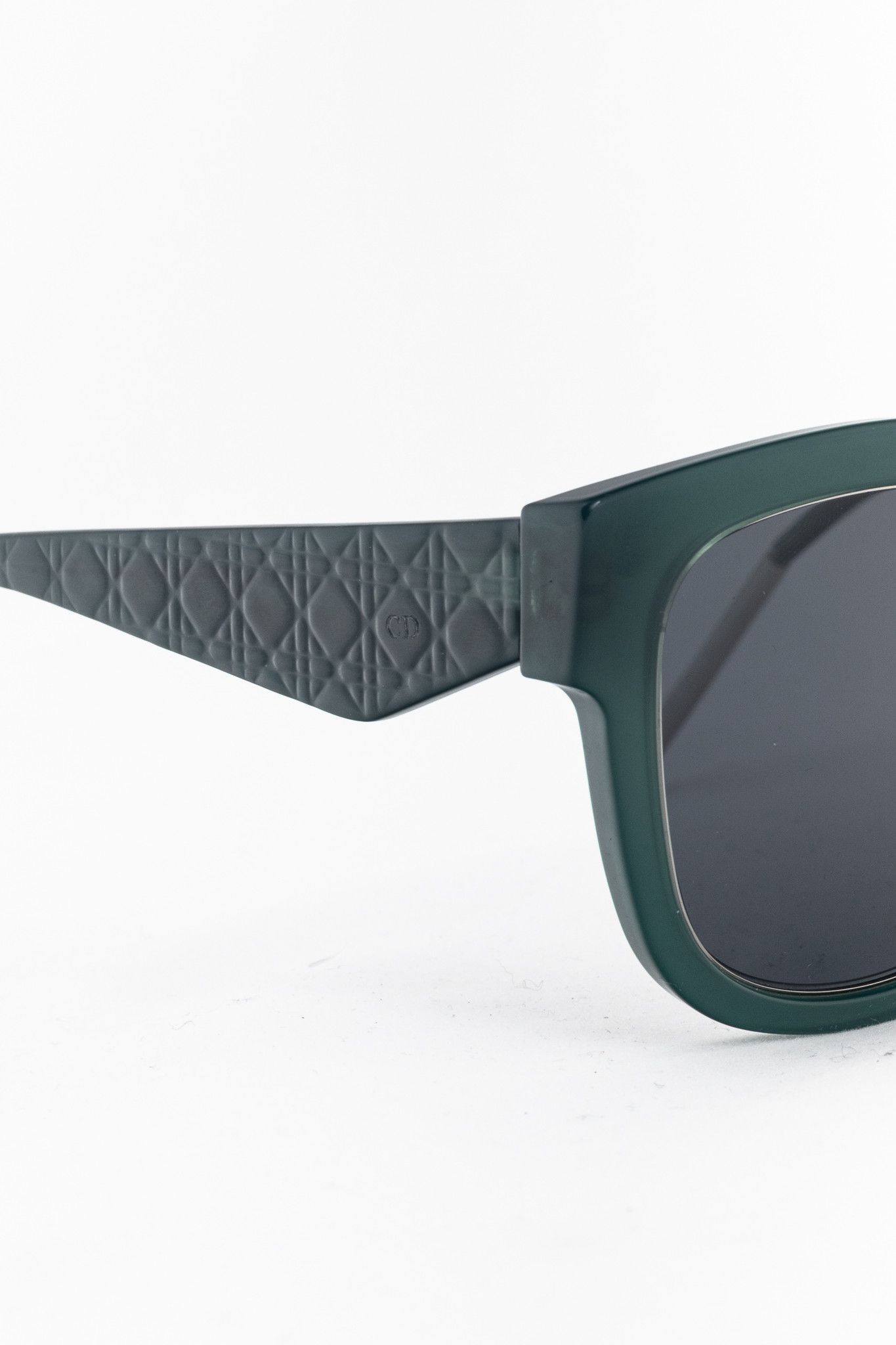 Dior Christian Dior VeryDior1N Opal Cannage Butterfly Sunglasses Size ONE SIZE - 6 Thumbnail