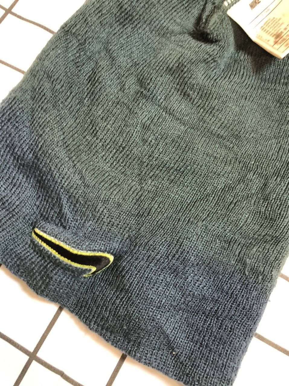 Nike Vintage Y2K Center Swoosh Nike Beanie Winter Hat Cap Dark Size ONE SIZE - 8 Thumbnail