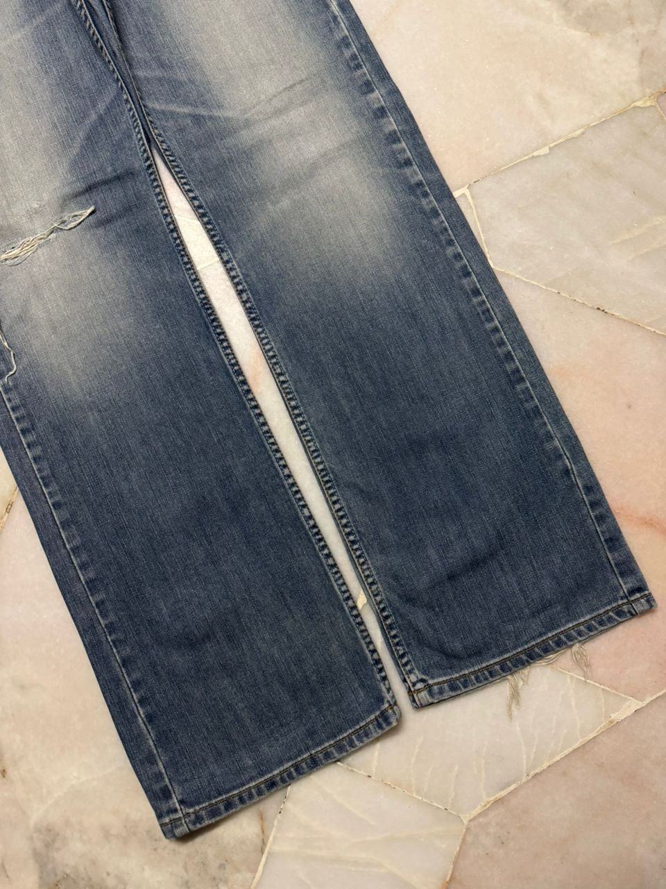H&M 💥Grunge💥Vintage H&M Logg Mudwash Insane Distressed Denim Size US 31 - 9 Thumbnail