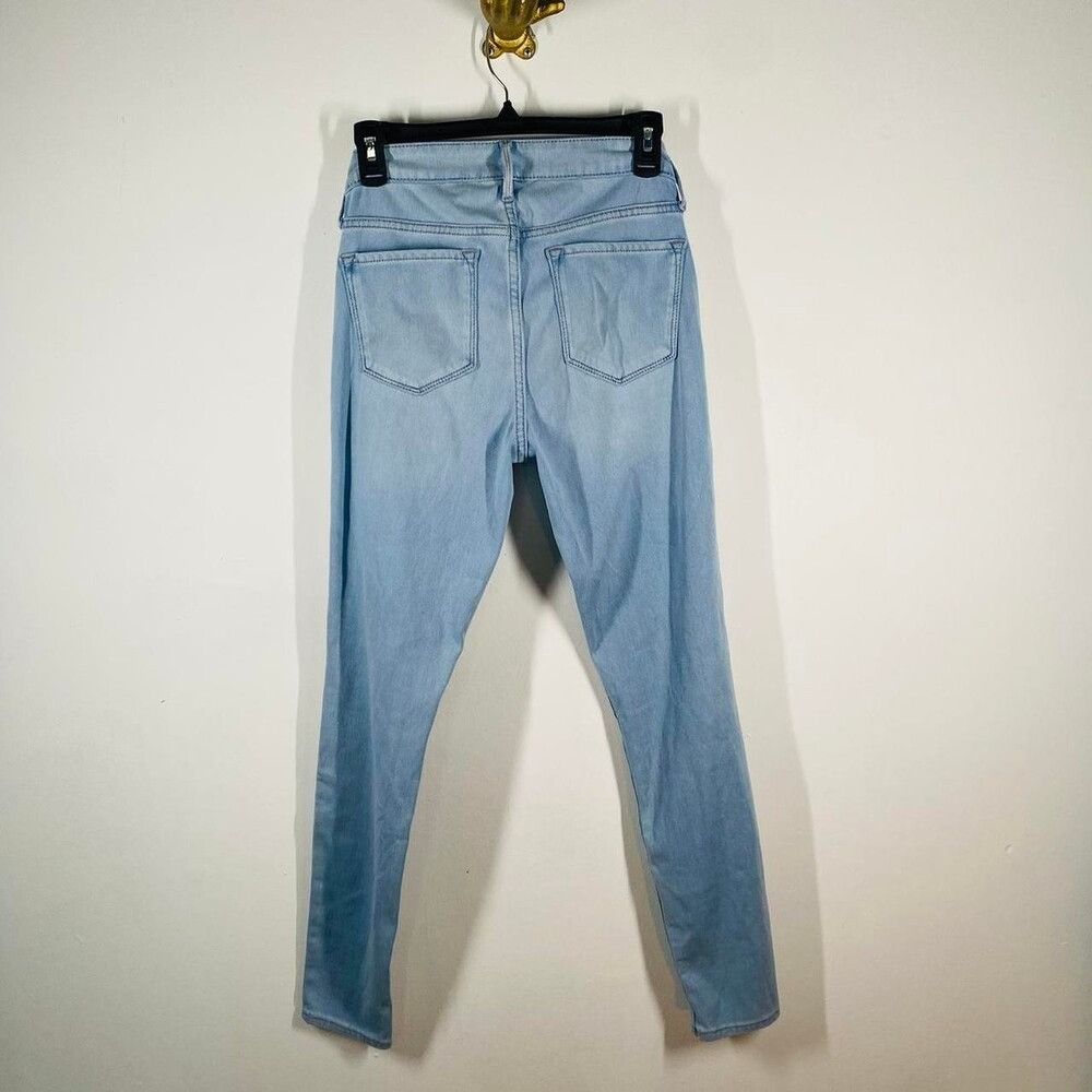 Old Navy Old Navy Rockstar 247 Light wash 30" waist Size 30" / US 8 / IT 44 - 7 Thumbnail