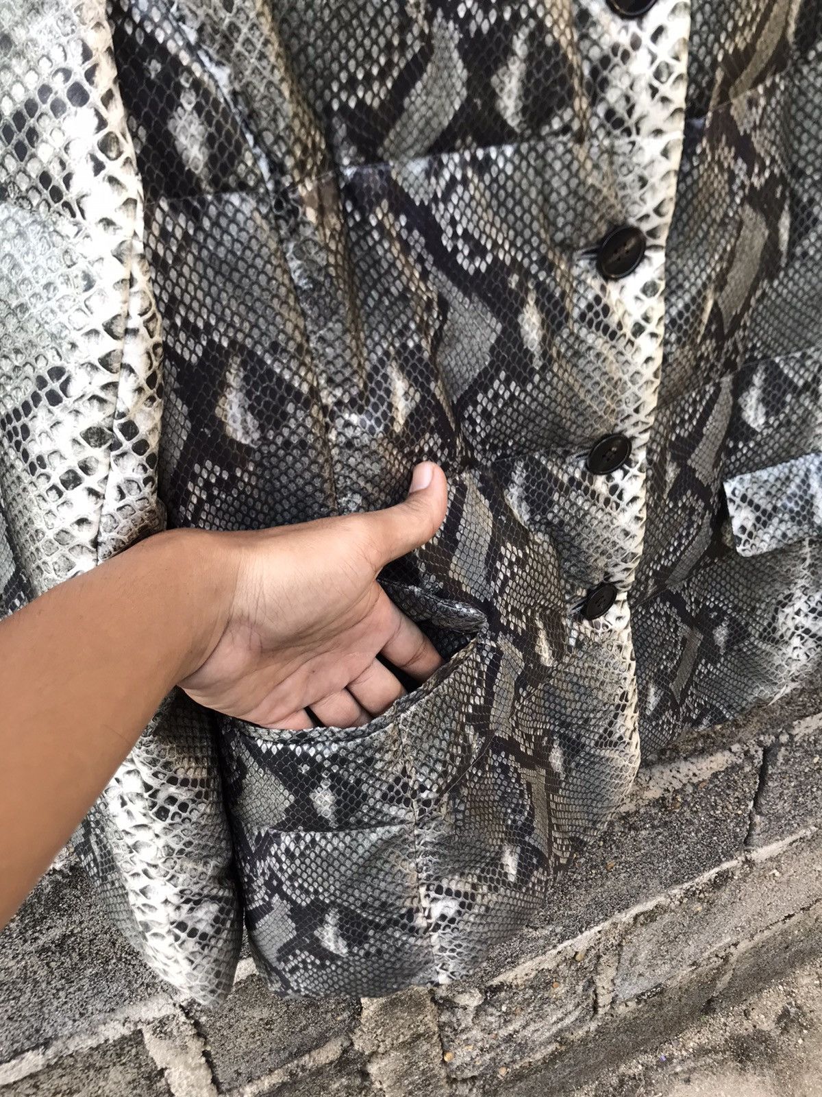 Designer × Japanese Brand × yoshie inaba ⚡️Vintage L’equipe Yoshi Inaba Snake Print Button Jacket Size S / US 4 / IT 40 - 6 Thumbnail