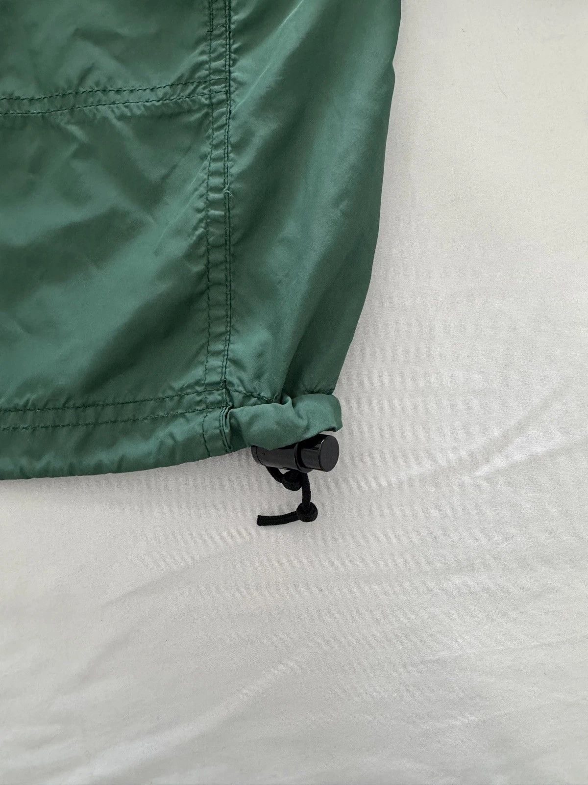 L.L. Bean LL Bean Qtr Zip Front Pocket Hooded Windbreaker Vintage Size US L / EU 52-54 / 3 - 5 Thumbnail