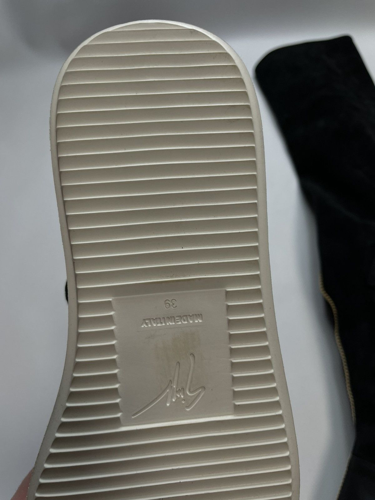 Giuseppe Zanotti Giuseppe Zanotti Black Suede Over-the-Knee Sneaker Boots 39 Size US 9 / IT 39 - 6 Thumbnail