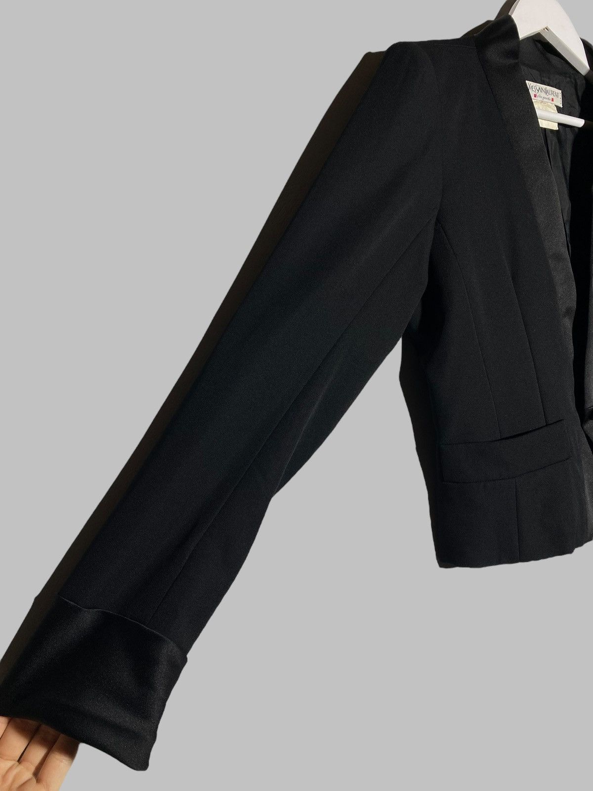 Yves Saint Laurent Vintage 90s Yves Saint Laurent Tuxedo Crop Jacket & Skirt Size L / US 10 / IT 46 - 9 Thumbnail